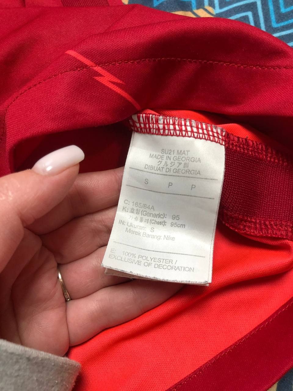 Nike T-Shirt Nike logo L.F.C. red Y2K Vintage Jerseys Size US S / EU 44-46 / 1 - 3 Thumbnail
