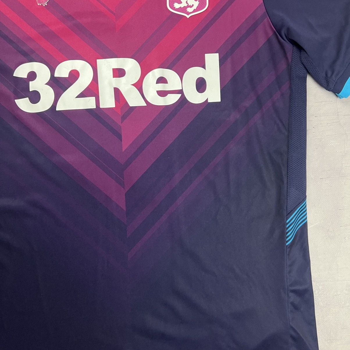 Other Rare! Whelan 6 Aston Villa Luke Sport Soccer Jersey Shirt Size US L / EU 52-54 / 3 - 22 Thumbnail
