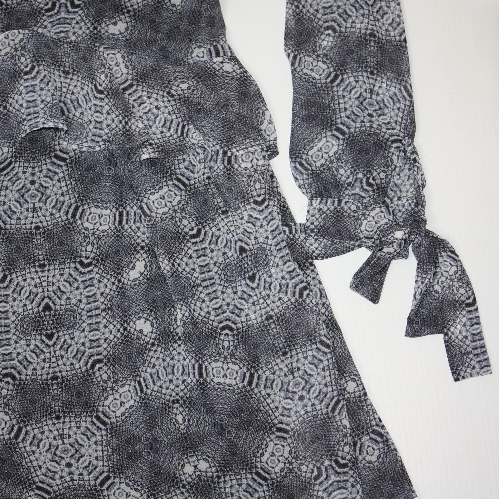 Sam Edelman Animal Patterned Tie Sleeve Dress in size 6 NWT MSRP $148 Size M / US 6-8 / IT 42-44 - 7 Thumbnail