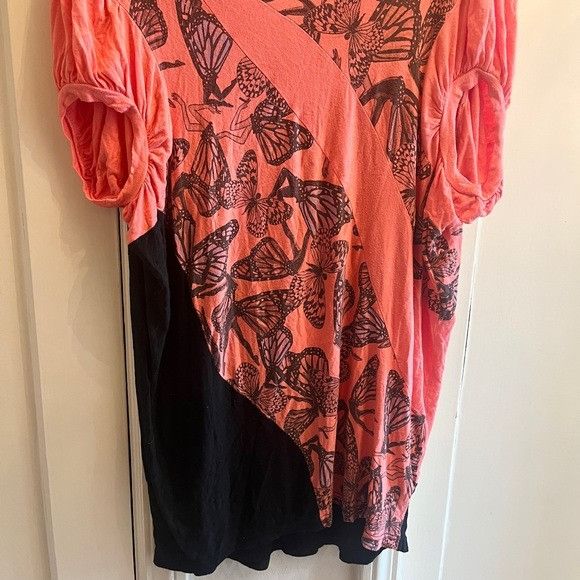 Urban Outfitters People’s Market Urban Outfitters Butterfly Top Shirt Size S Size S / US 4 / IT 40 - 2 Thumbnail