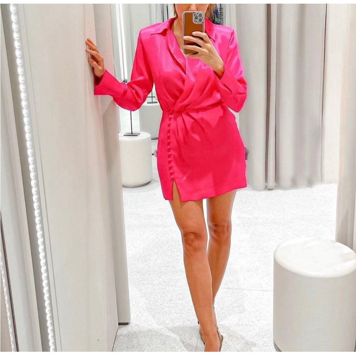 Zara ZARA BLOGGER FAVORITE BUTTONED WRAP DRESS FUCHSIA Size XS / US 0-2 / IT 36-38 - 5 Thumbnail