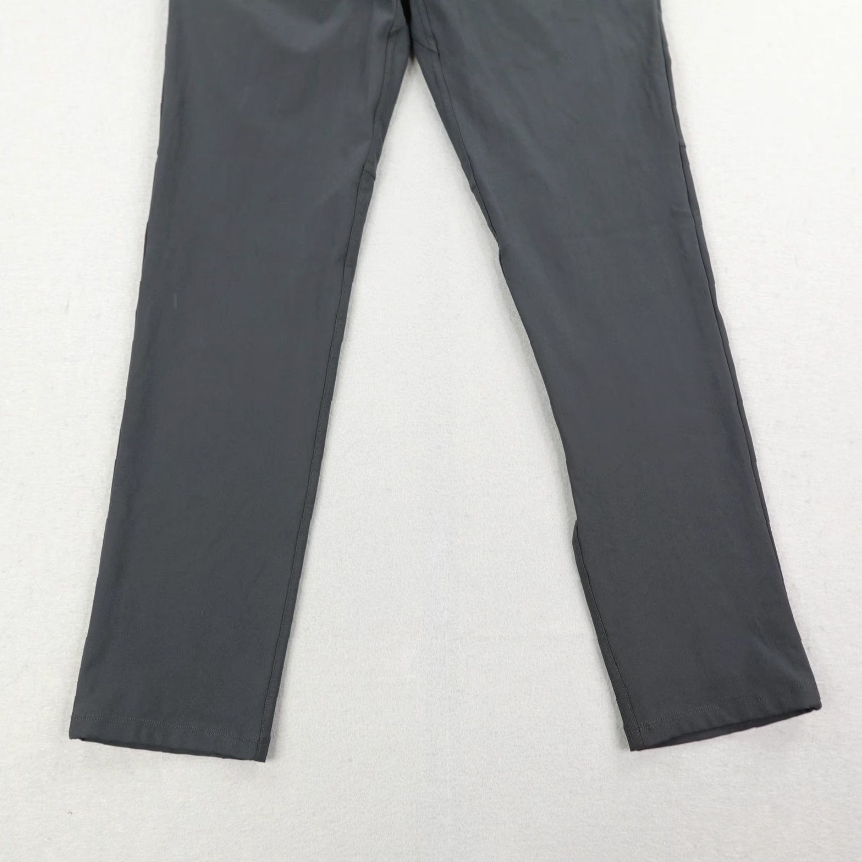 Lululemon Lululemon Pants Men 30 Black ABC Pant Slim 32" Warpstreme Performance Chino Golf Size US 30 / EU 46 - 3 Thumbnail