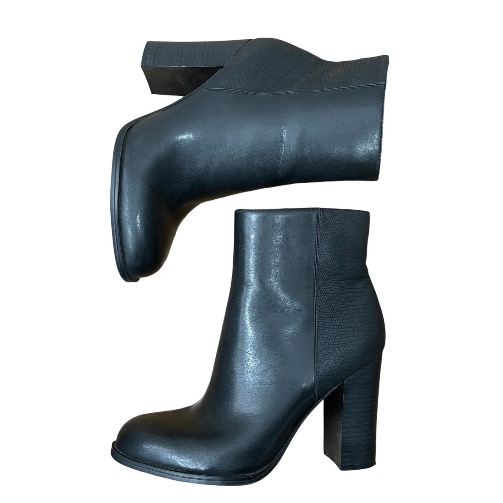 Sam Edelman Circus by Sam Edelman Black Croc Embossed Bootie Size 8.5 Size US 8.5 / IT 38.5 - 7 Thumbnail