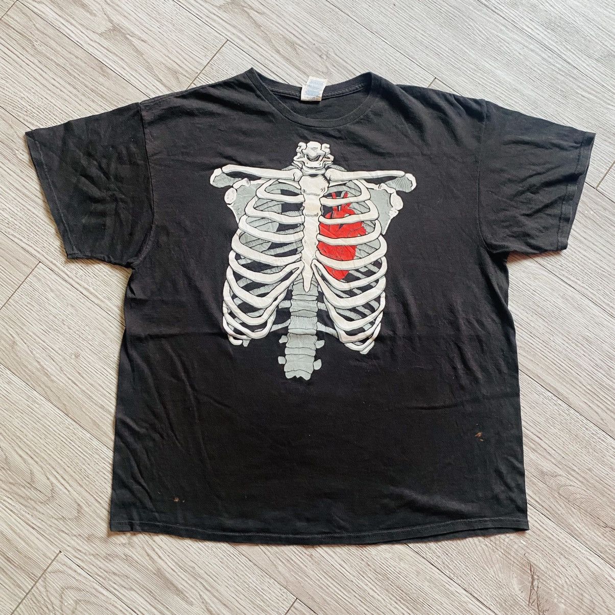 Japanese Brand Big bone Skeleton skull tshirt Size US XL / EU 56 / 4 - 1 Thumbnail