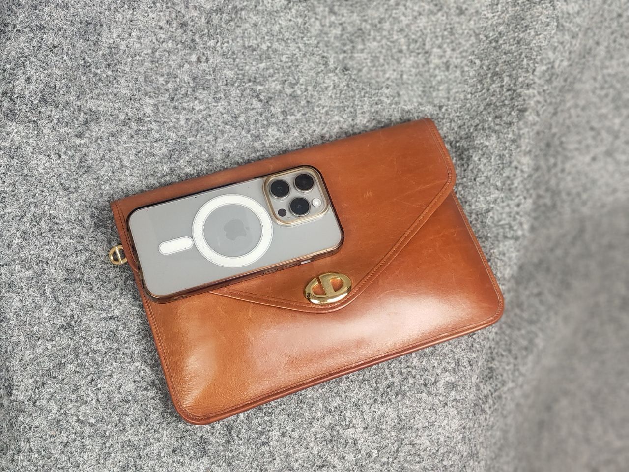 Dior Christian Dior Vintage 80s Envelope Clutch Brown Leather Bag Size ONE SIZE - 14 Thumbnail