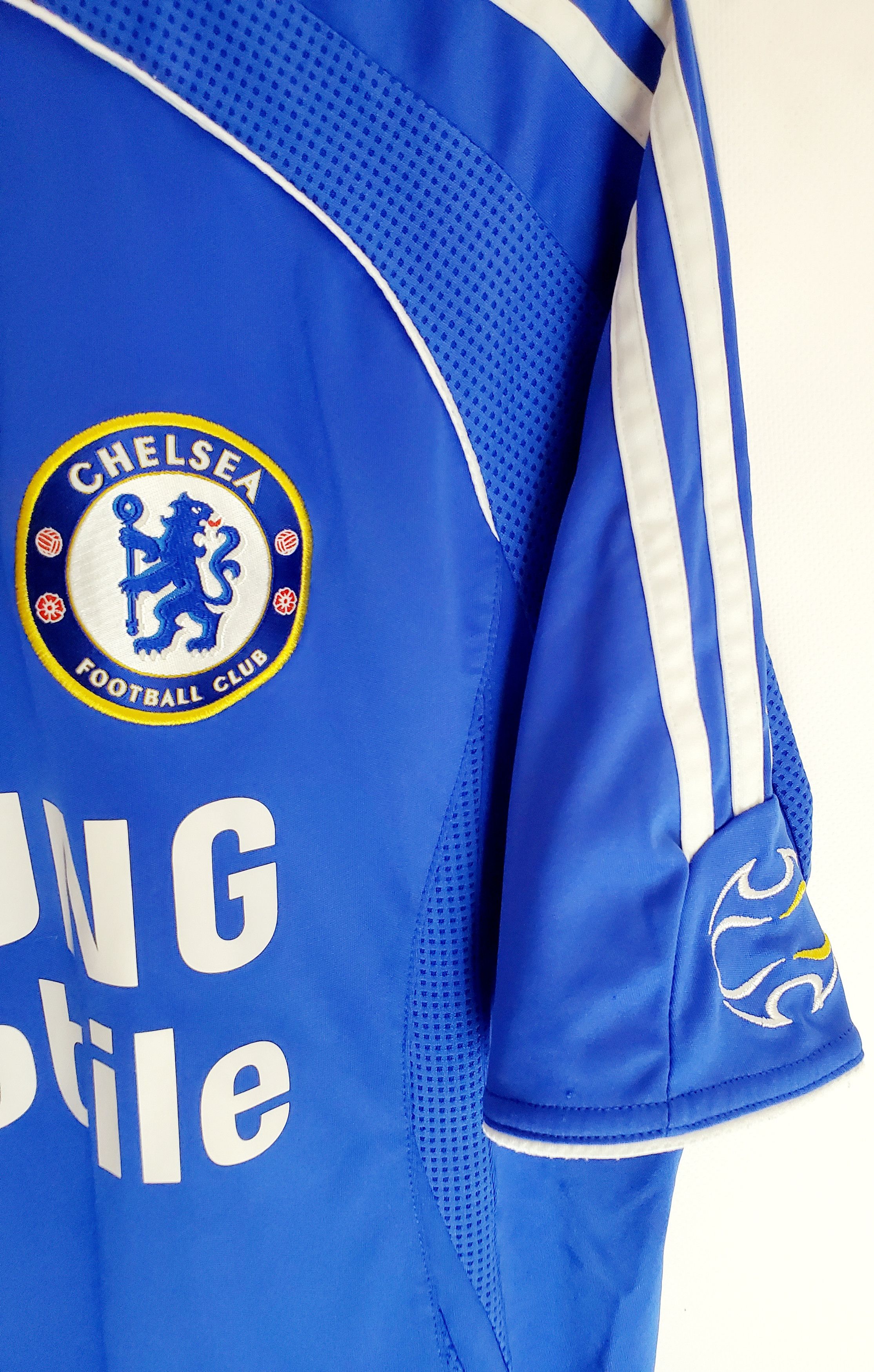 Adidas × Chelsea Soccer Vintage 2006-08 Chelsea adidas Home jersey M perfect conditi Size US M / EU 48-50 / 2 - 4 Thumbnail