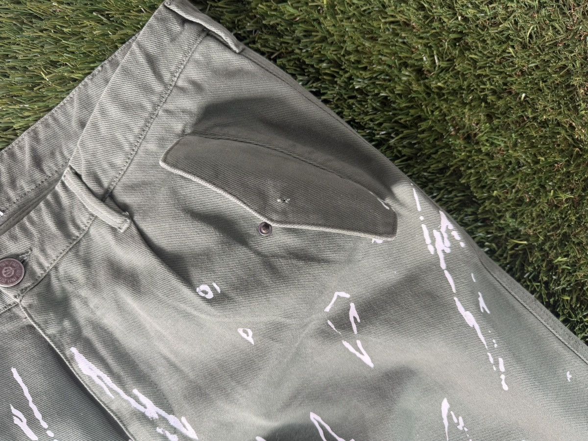 Other FORMY Studio FW20 Born To Live Graphic Pants Olive XL Size US 38 / EU 54 - 4 Thumbnail