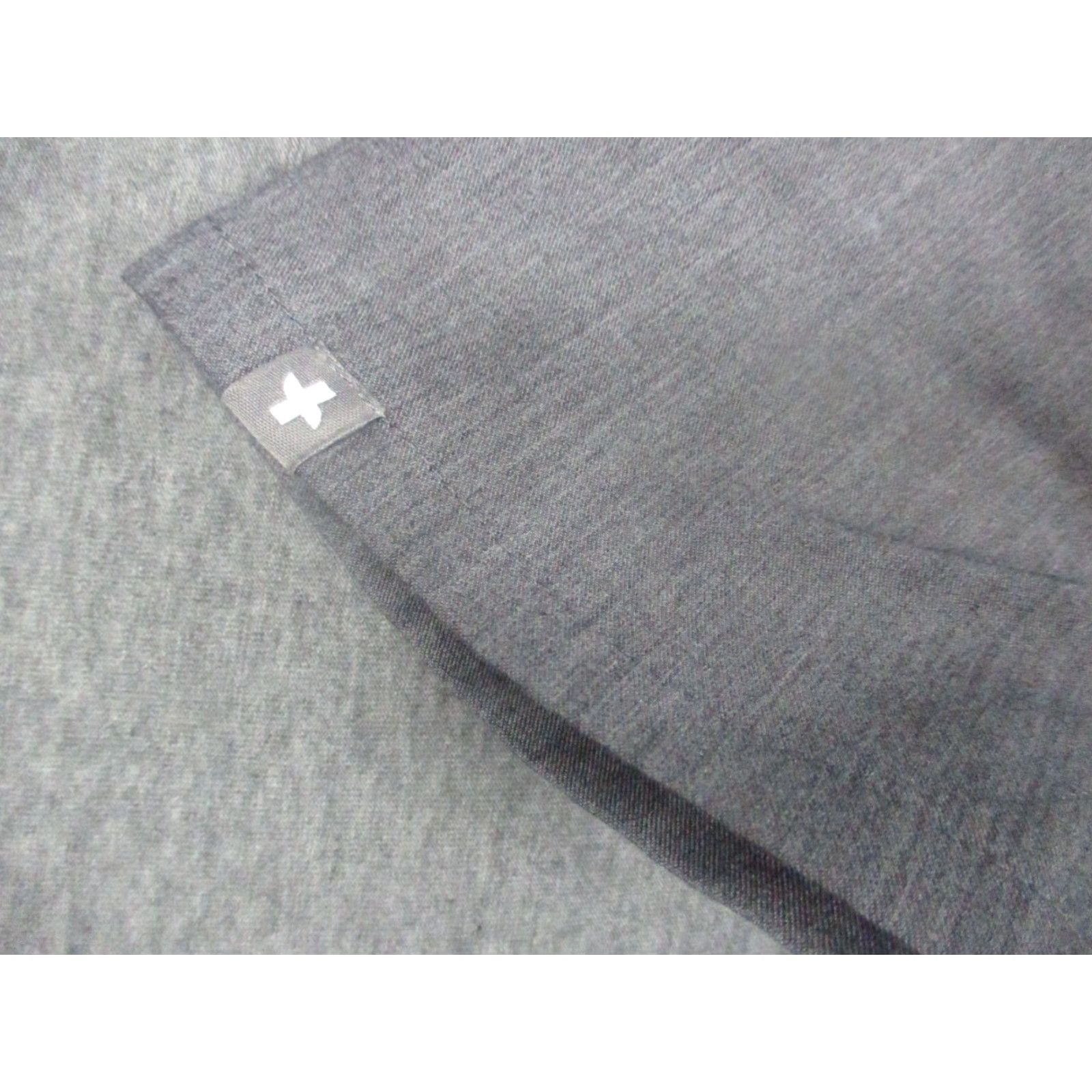 Vintage FIGS Scrubs Top Gray Catarina Technical Collection M Unisex Shirt Medium Gray Size US M / EU 48-50 / 2 - 5 Thumbnail