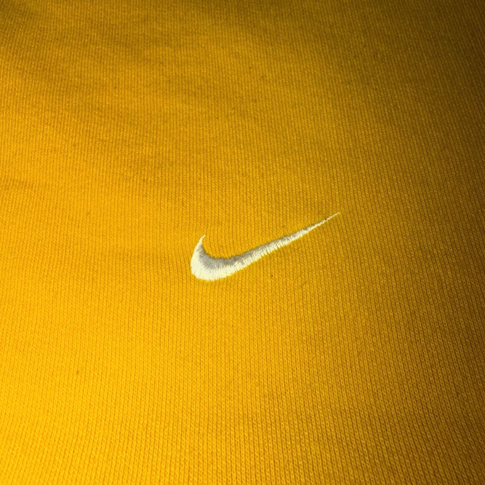 Nike VINTAGE Nike Sweatshirt Crewneck Mens XL Yellow 2000s Y2K Silver Tag Mini Swoosh Size US XL / EU 56 / 4 - 3 Thumbnail