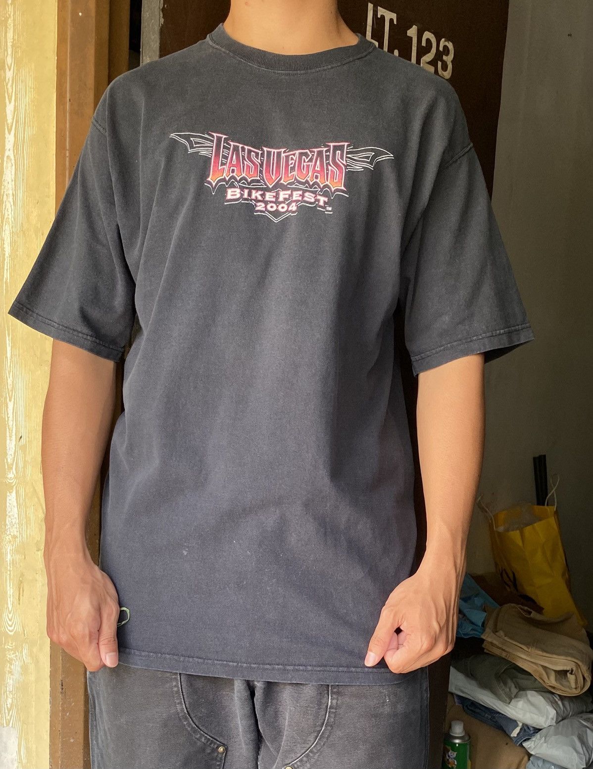 Vintage Vintage Las vegas flaming background metal eagle Size US XL / EU 56 / 4 - 4 Thumbnail