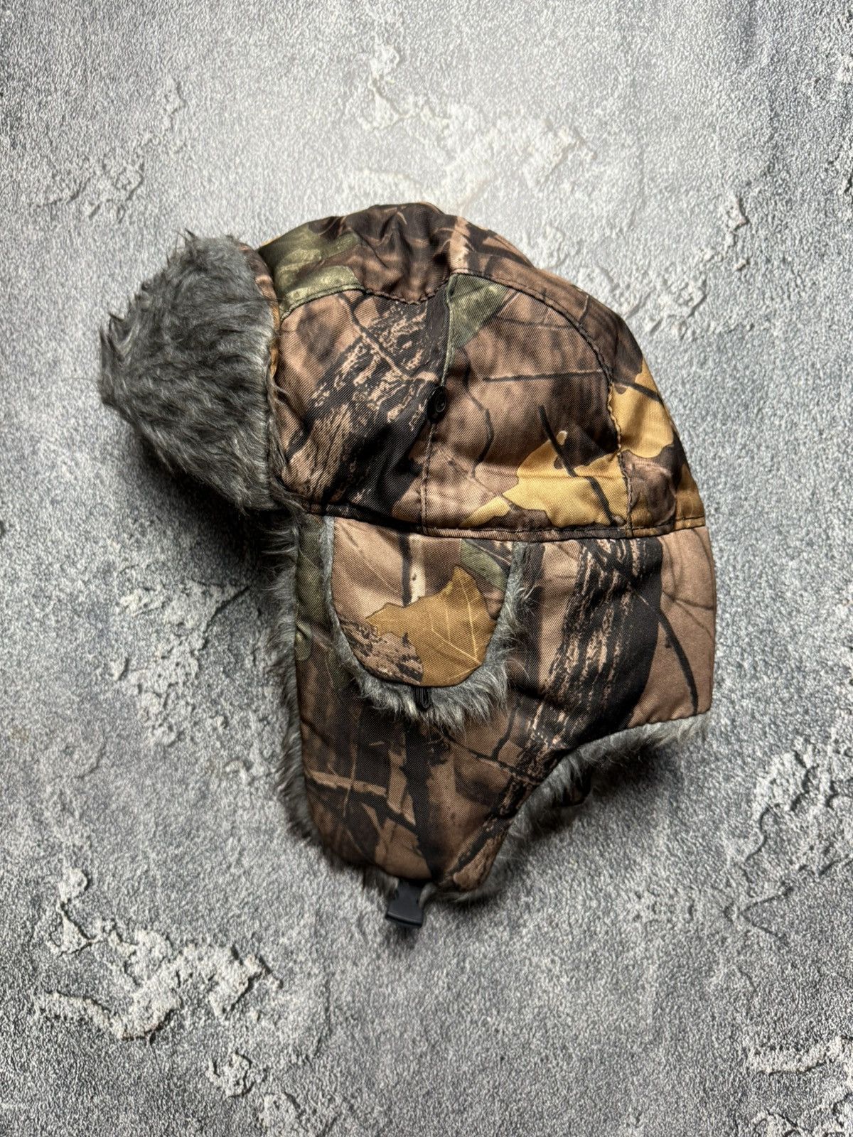 Realtree Y2K Real Tree Faux Fur Ushanka VNTG Fuzzy Warm Trapper Hat Size ONE SIZE - 3 Thumbnail