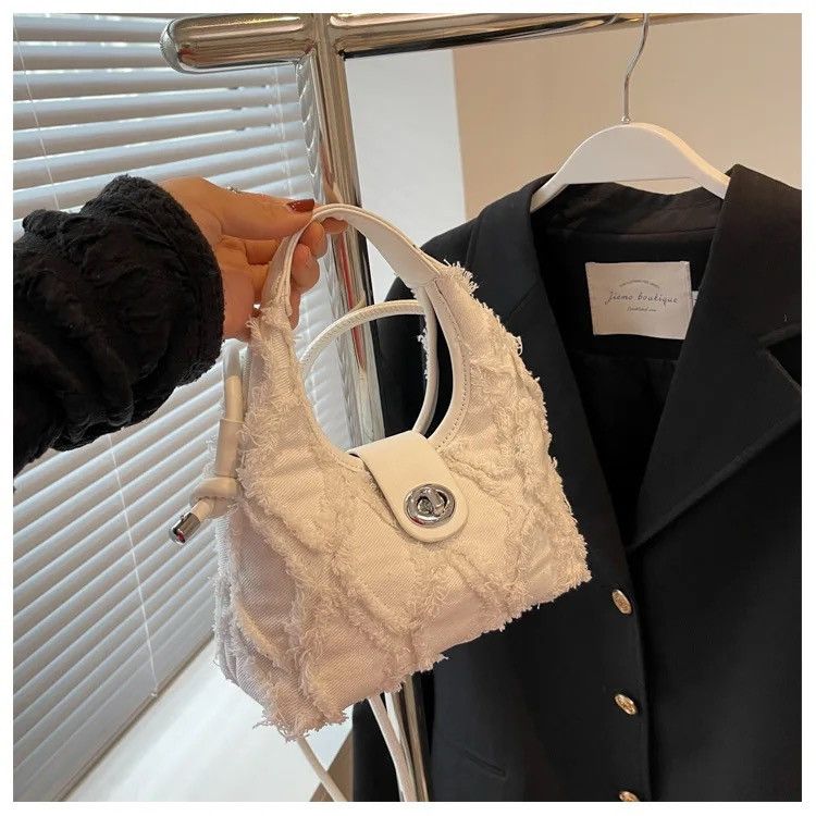 Other Frail Detailed Fuzzy Hobo Mini Bag Aesthetic Pinterest y2k Size ONE SIZE - 3 Thumbnail