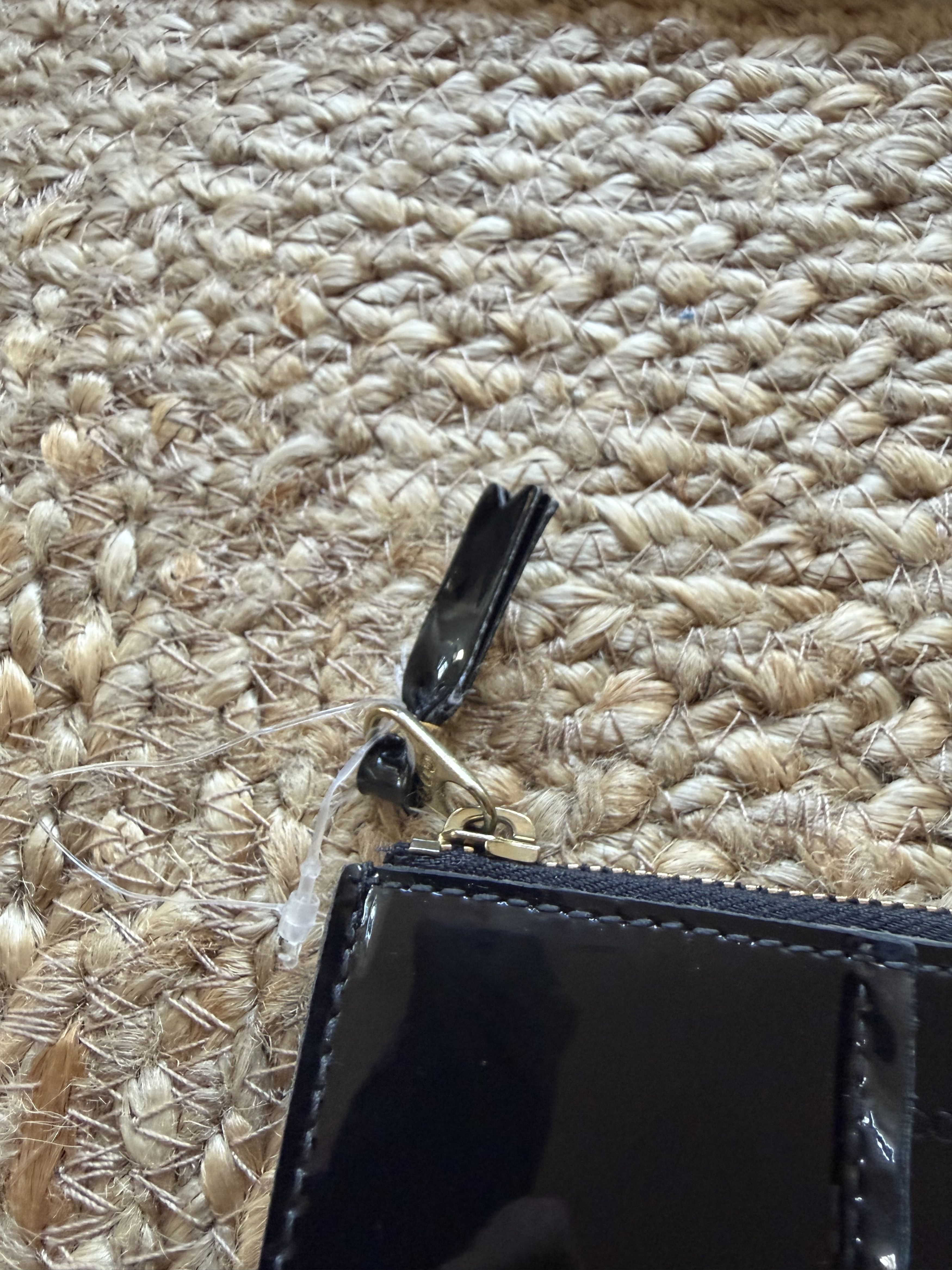 Comme des Garcons Comme Des Garcons Patent Leather Pouch Wallet Zip $174 MSRP Size ONE SIZE - 4 Thumbnail