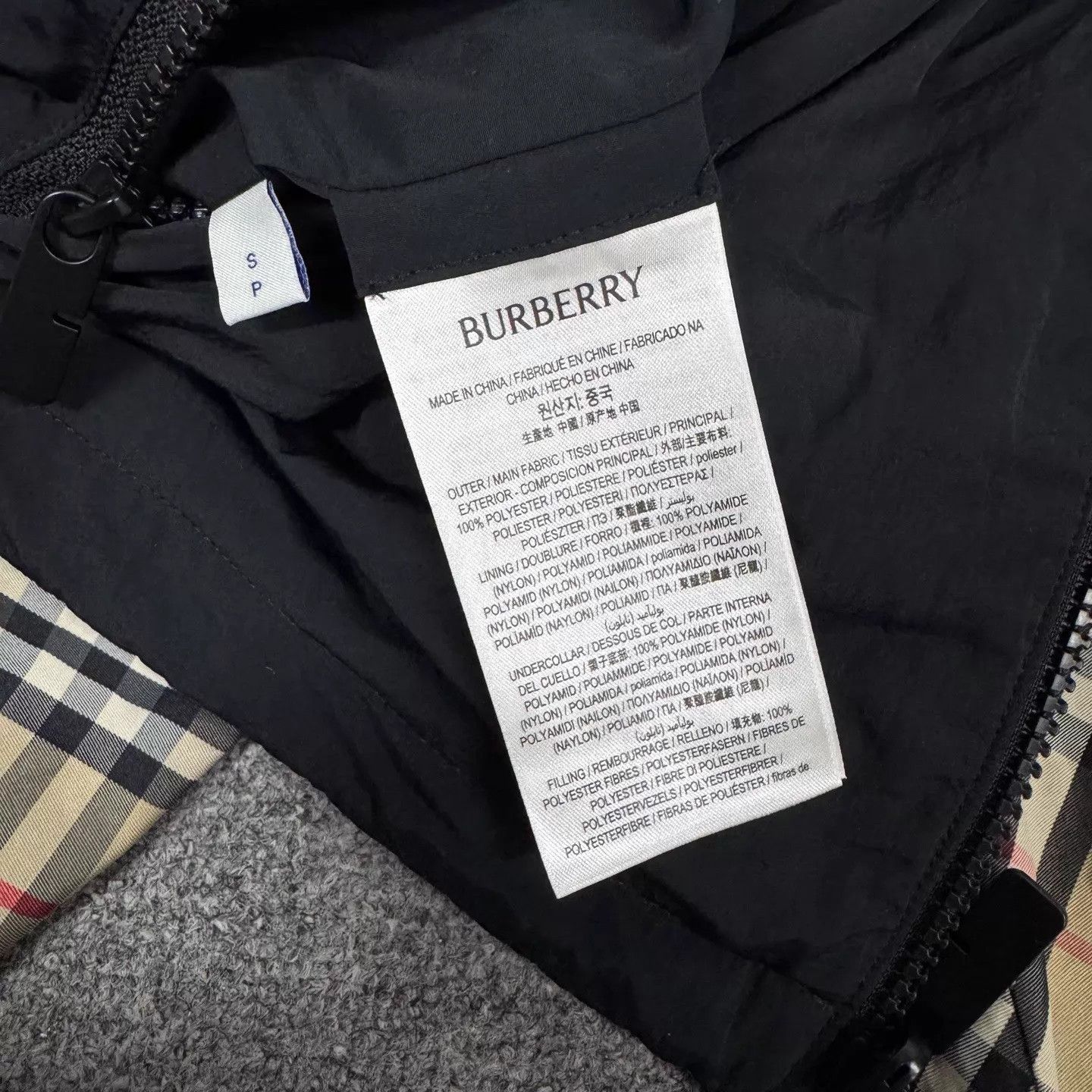 Burberry Burberry 2-sided check hooded puffer jacket S 99 new Size S / US 4 / IT 40 - 7 Thumbnail