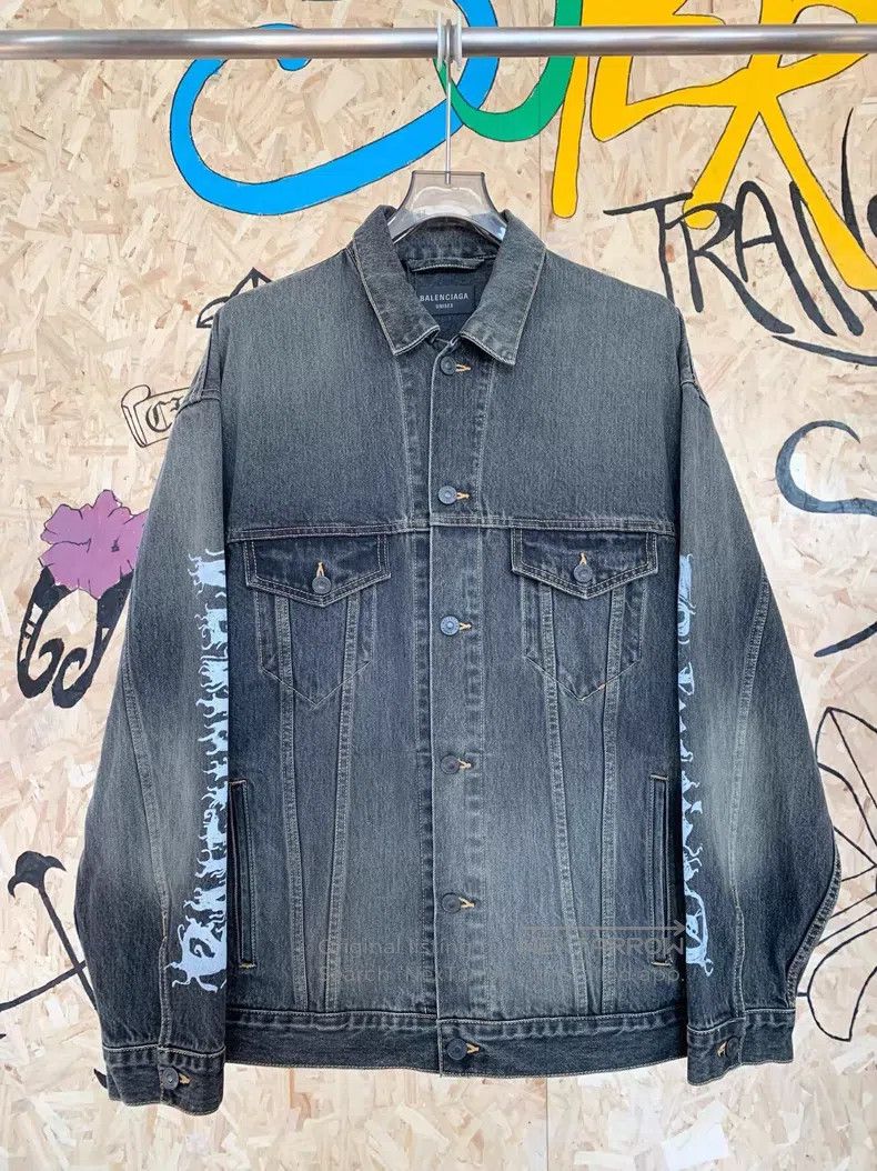 Balenciaga Balenciaga Dragon Year Limited Edition Sanskrit Jeans Jack Size US S / EU 44-46 / 1 - 1 Thumbnail