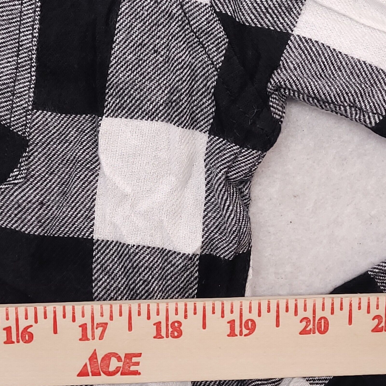 Hurley Hurley Button Up Hoodie Mens Size Medium M White Black Plaid Size US M / EU 48-50 / 2 - 9 Thumbnail
