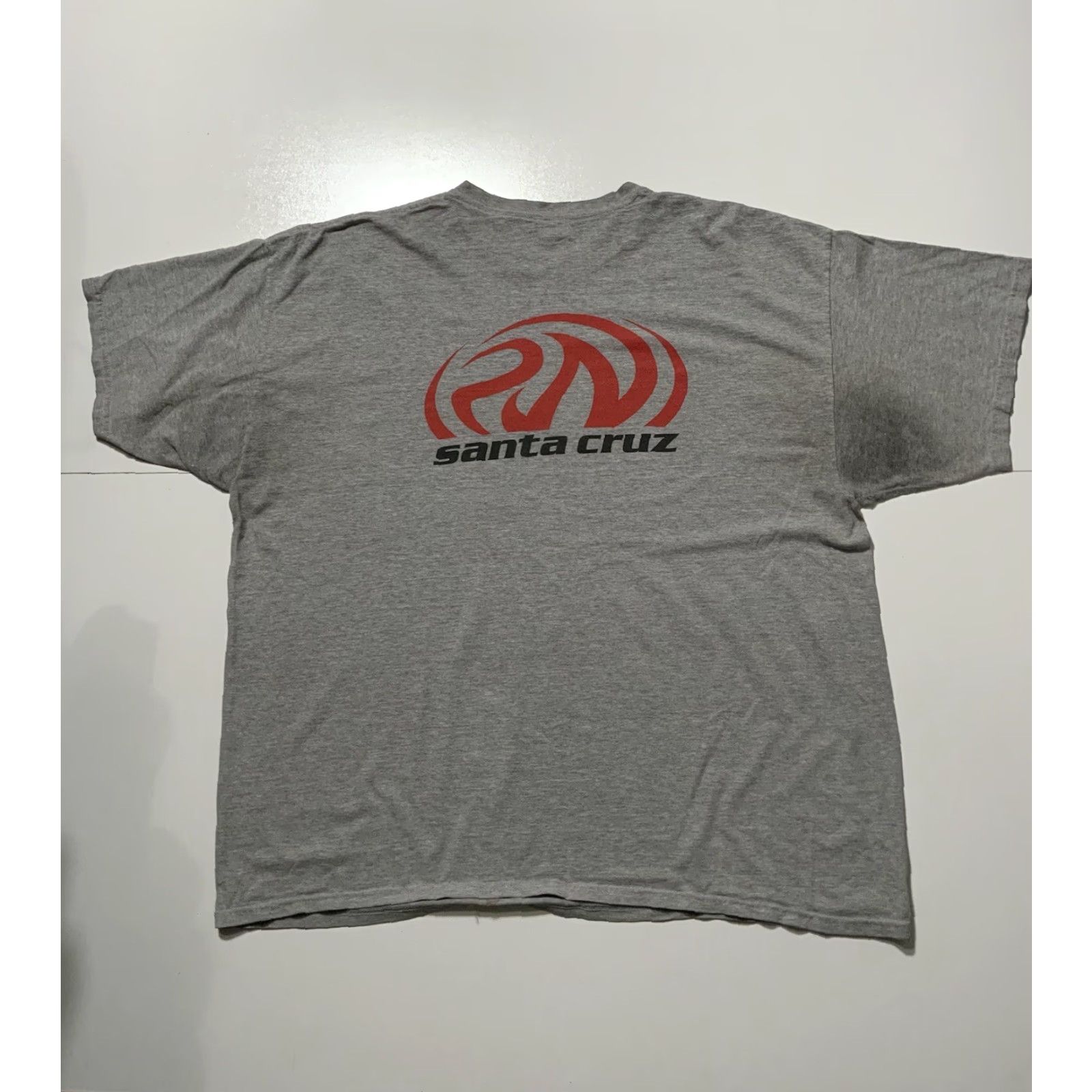 Vintage VINTAGE 90s Y2K Pacific Wave PW Surf Shop Santa Cruz Skate Graphic T-Shirt 2XL Gray Mens Size US XXL / EU 58 / 5 - 3 Thumbnail