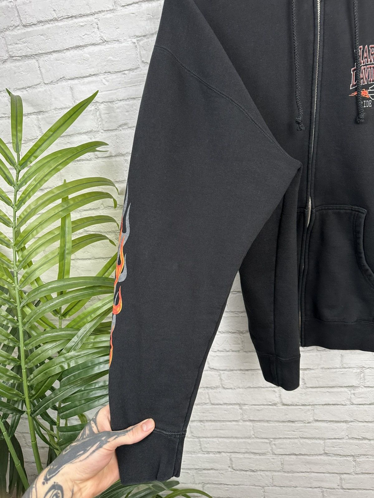 Harley Davidson (XL) SICK FLAMES Harley Davidson Zip Up Hoodie Size US XL / EU 56 / 4 - 9 Thumbnail
