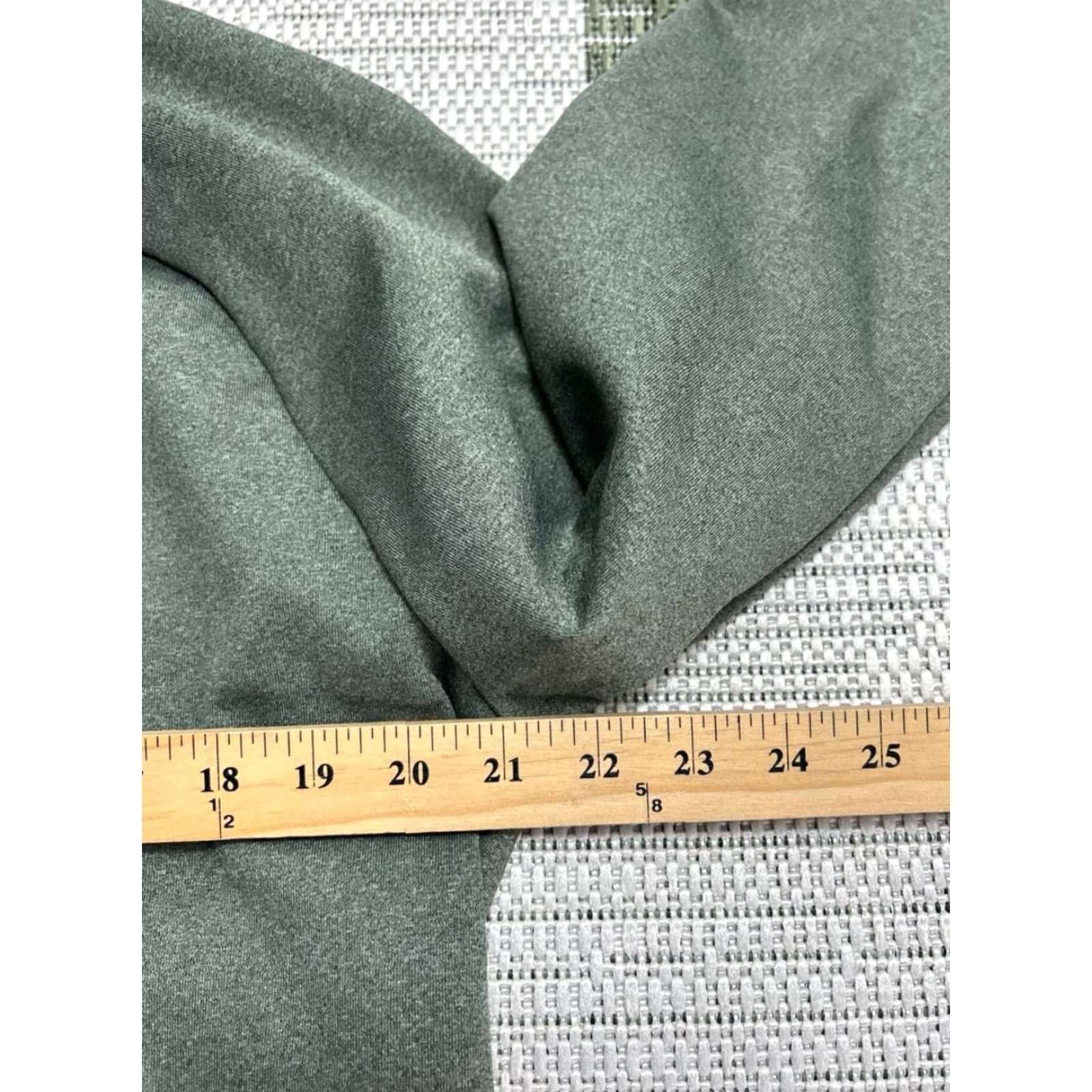 Vintage L.L. Bean Hoodie Mens Large Green Stretch Fleece Lined Slightly Fitted Full Zip Shirt Size US L / EU 52-54 / 3 - 7 Thumbnail