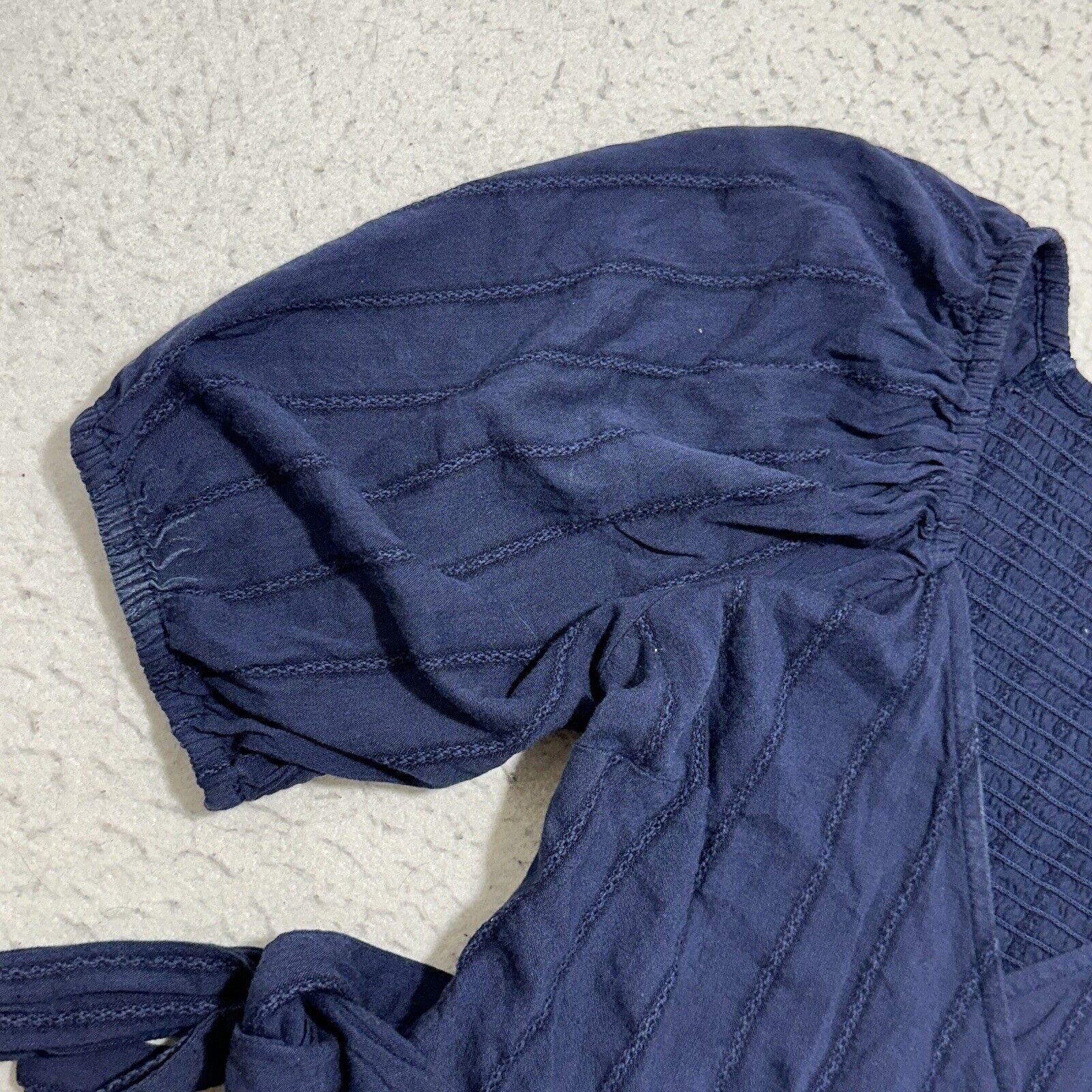 Old Navy Old Navy XS Tall XST Blue Wrap Top V-Neck Blouse Size XS / US 0-2 / IT 36-38 - 4 Thumbnail