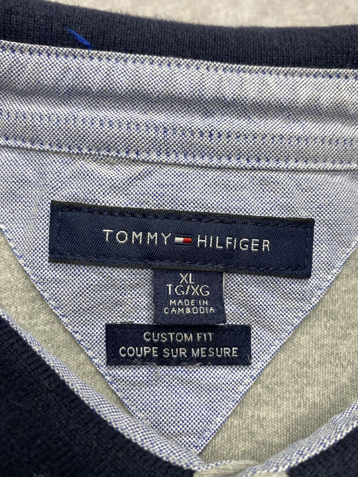 Tommy Hilfiger Vintage Tommy Hilfiger Heather Gray Wicking Polo Shirt Size US XL / EU 56 / 4 - 3 Thumbnail