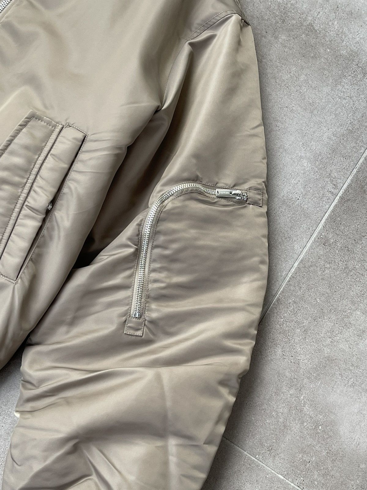 Holzweiler !DS! FW22 Holzweiler Khaki Reversible Reb Bomber Jacket Size XL / US 12-14 / IT 48-50 - 14 Thumbnail