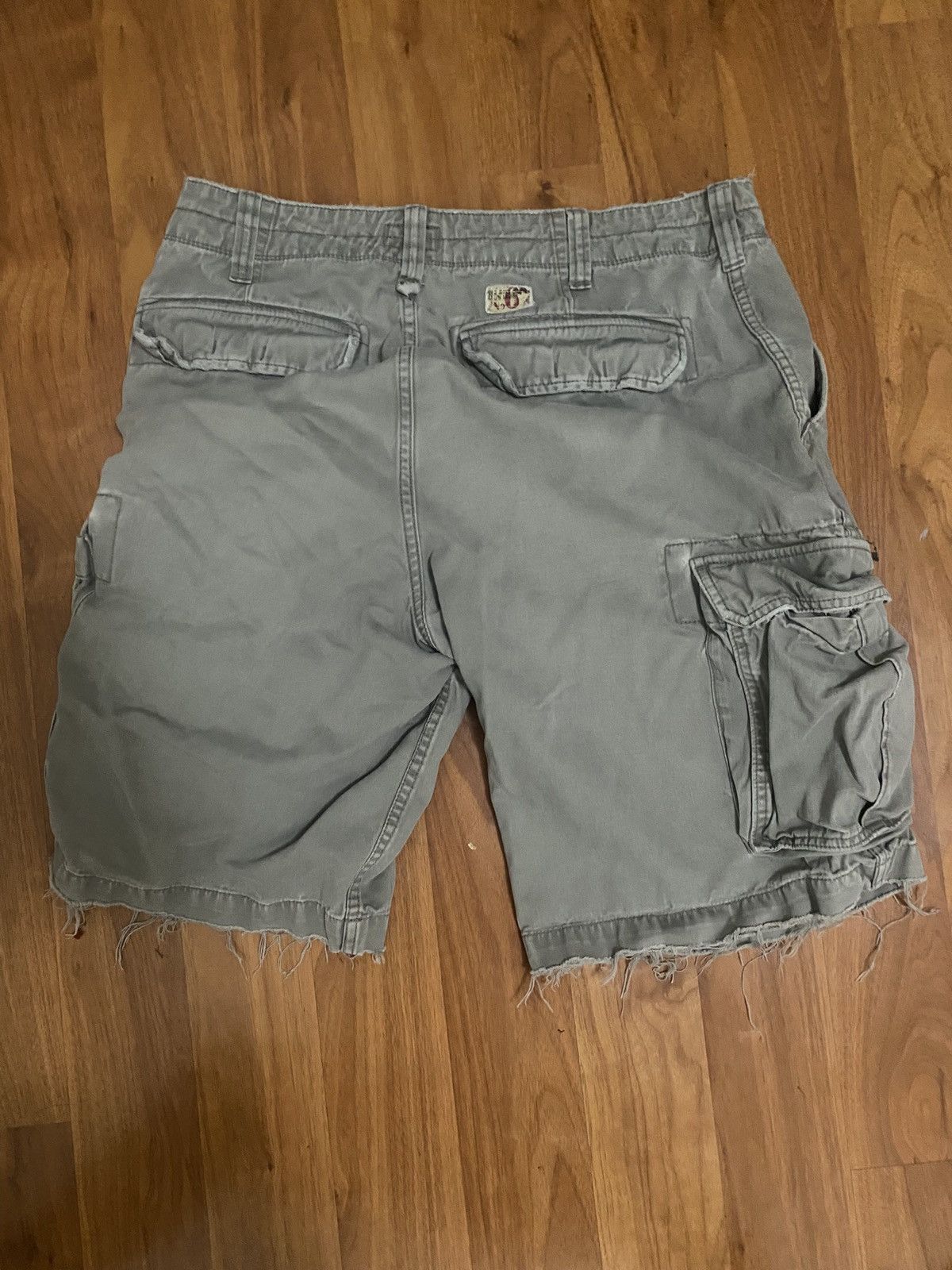 Polo Ralph Lauren Polo cargo shorts distressed Size US 34 / EU 50 - 2 Thumbnail