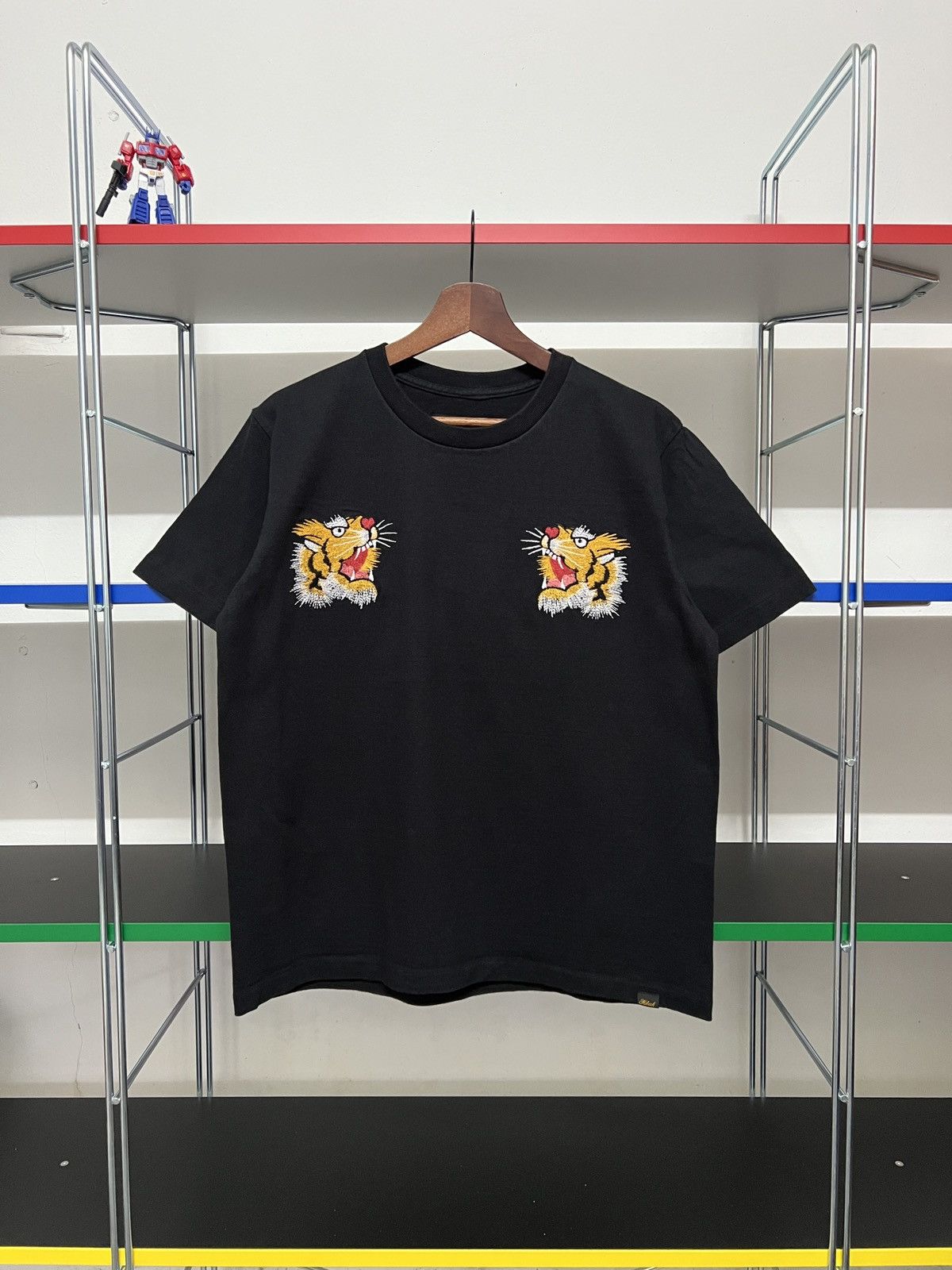 Japanese Brand Vintage Sukajan Tiger Face Embroidery Tee M Size US M / EU 48-50 / 2 - 2 Thumbnail