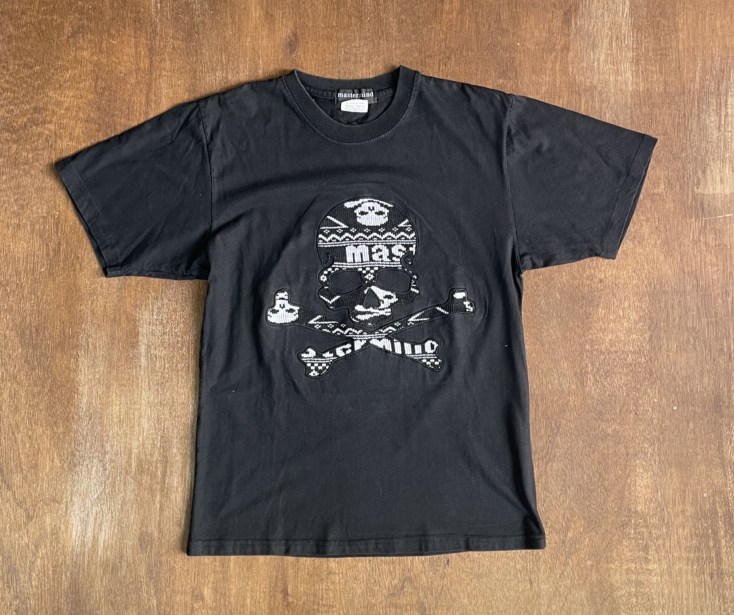 Mastermind Japan Mastermind Japan Black Skull & Crossbones Graphic T-Shirt Size US S / EU 44-46 / 1 - 1 Thumbnail