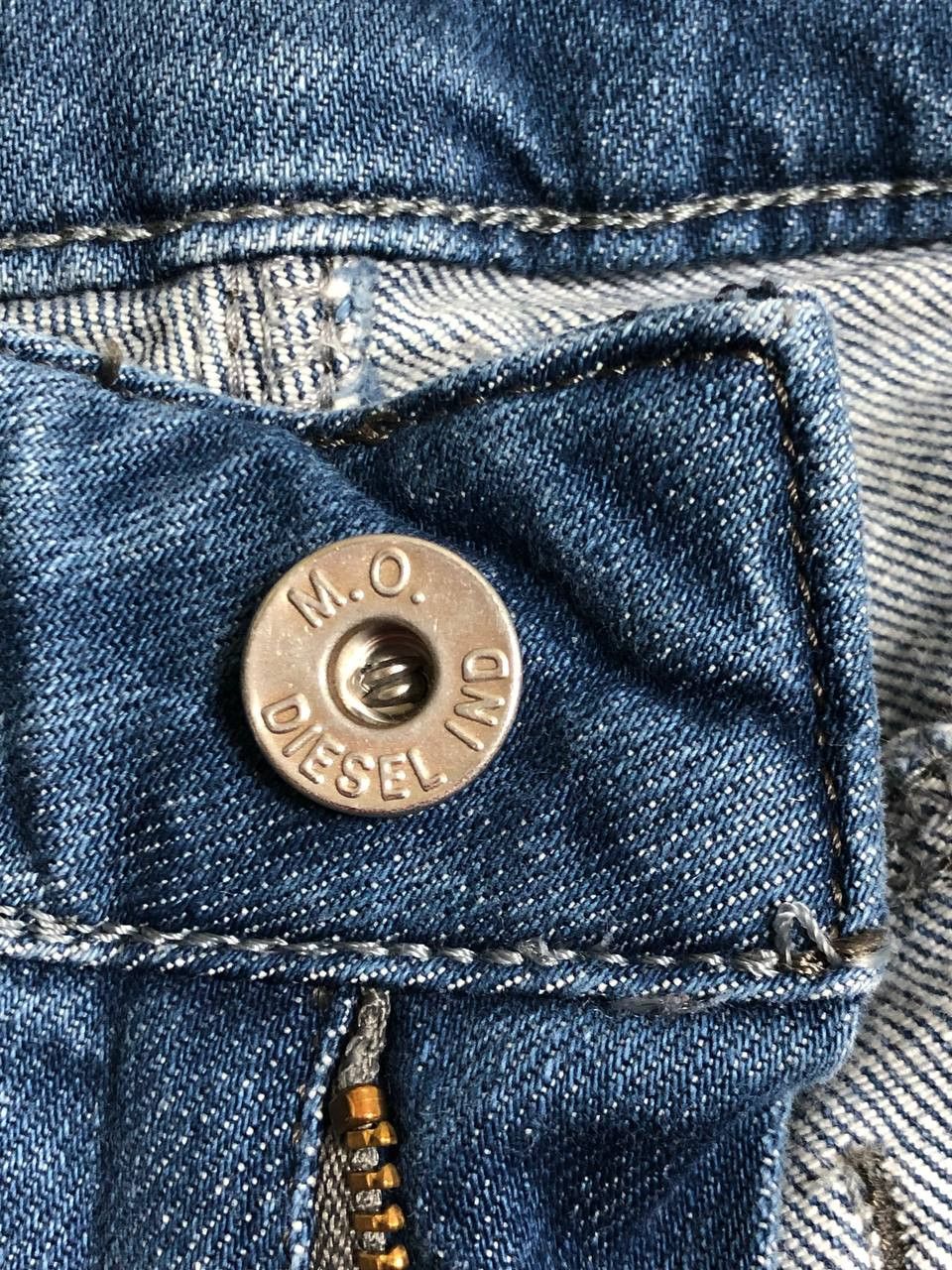 Diesel DIESEL RONHARY Men’s Vintage Wash Jeans Regular Fit W31 L32 Size US 31 - 8 Thumbnail