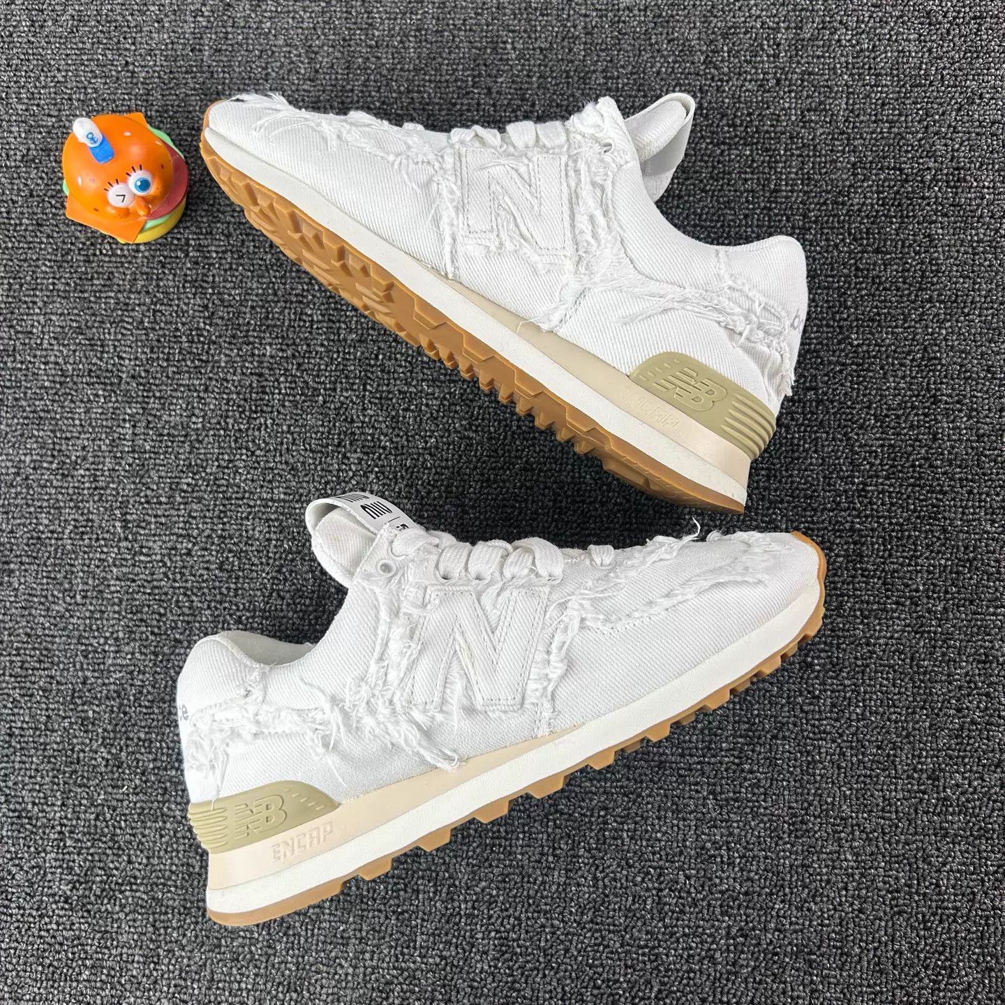 Miu Miu New Balance x MIU MIU 574 Sneakers Wmn 37 Worn 2x Size US 6.5 / IT 36.5 - 4 Thumbnail