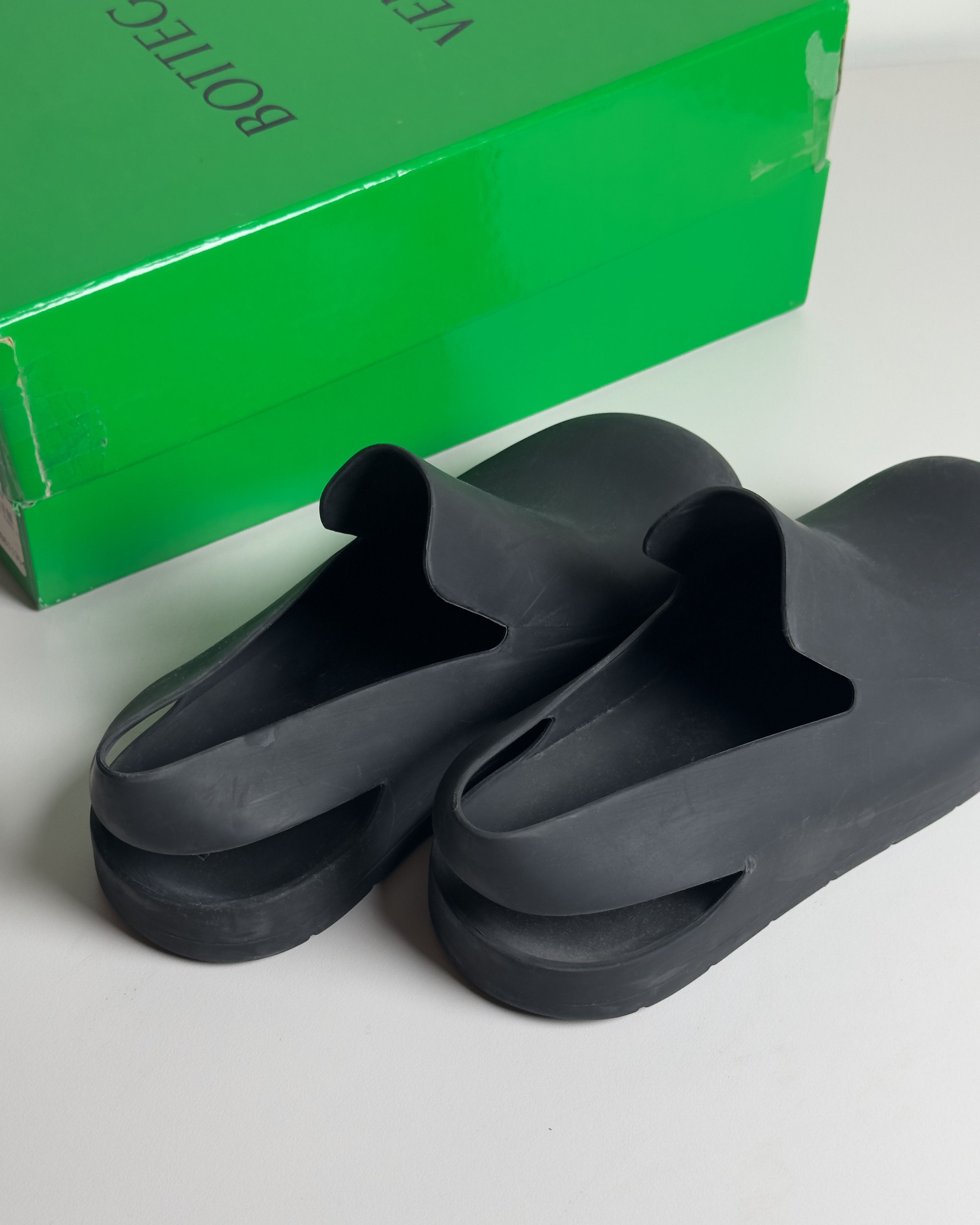 Bottega Veneta Bottega Veneta puddle sandals Size US 7 / EU 40 - 2 Thumbnail