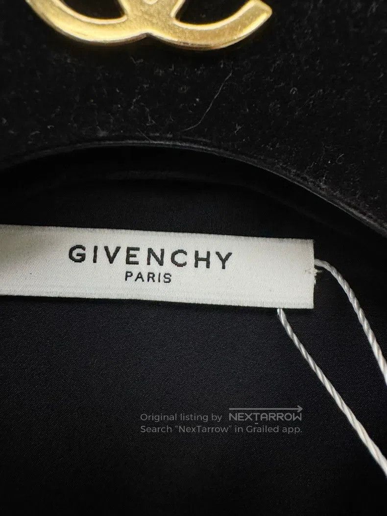 Givenchy Givenchy Size 38 Silk shirt Size 38 Size US M / EU 48-50 / 2 - 2 Thumbnail