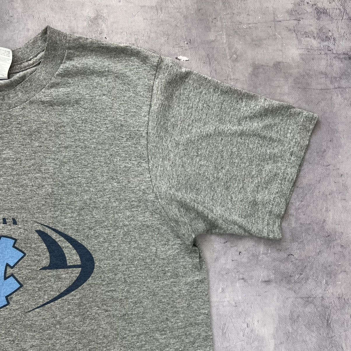 Nike Rare! Nike North Carolina Tap Heels Tee Vintage 00s Size US S / EU 44-46 / 1 - 5 Thumbnail