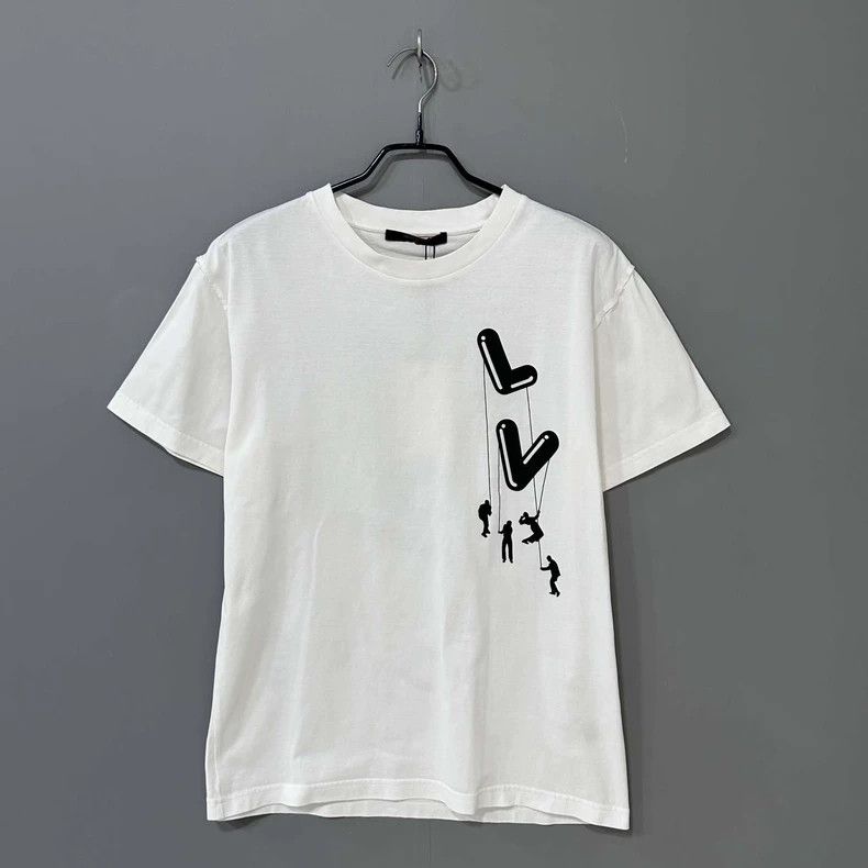Louis Vuitton Louis Vuitton Parachutist logo short sleeve Size US M / EU 48-50 / 2 - 2 Thumbnail