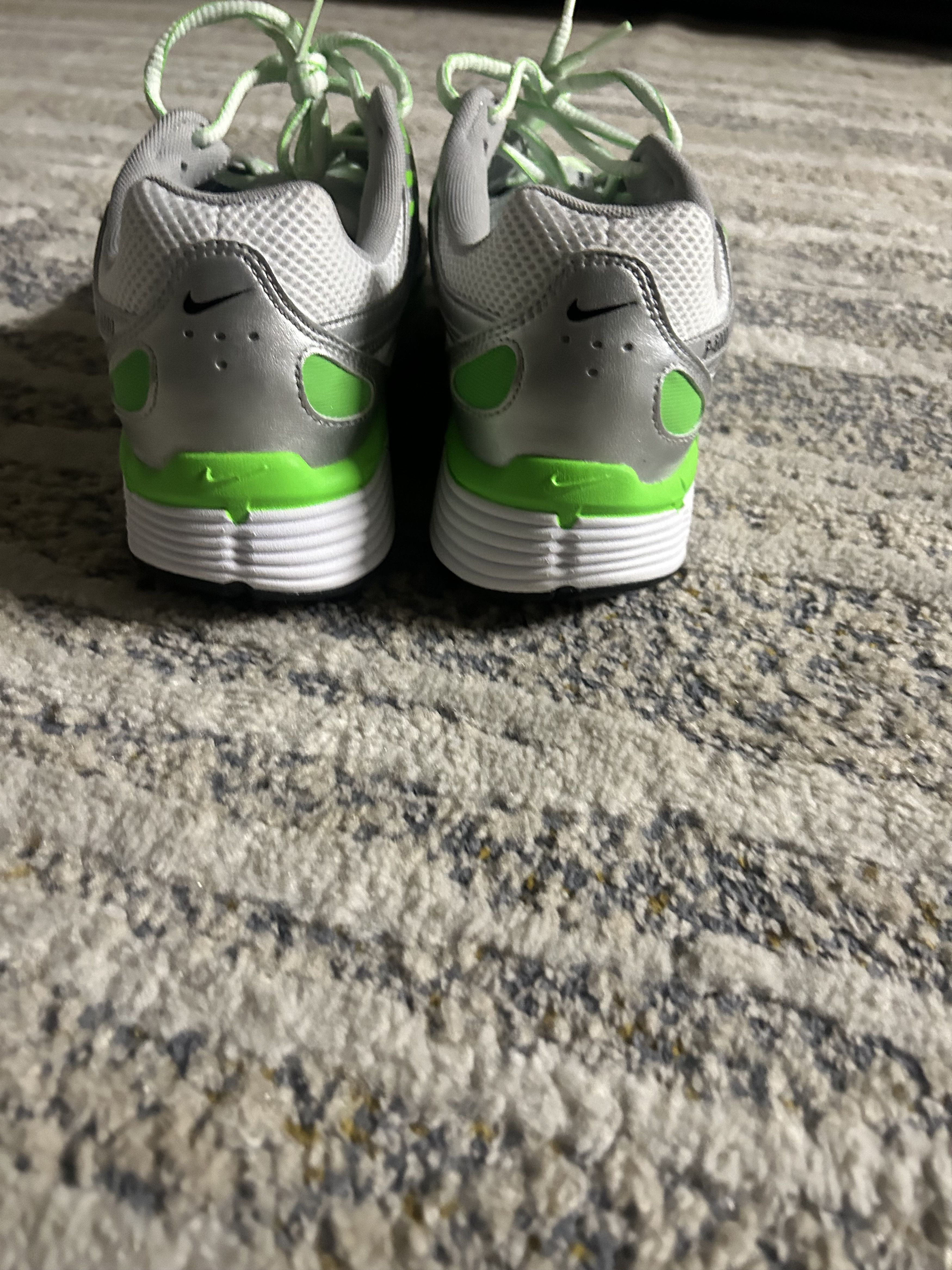 Nike Nike P-6000 Size US 11 / EU 44 - 4 Thumbnail