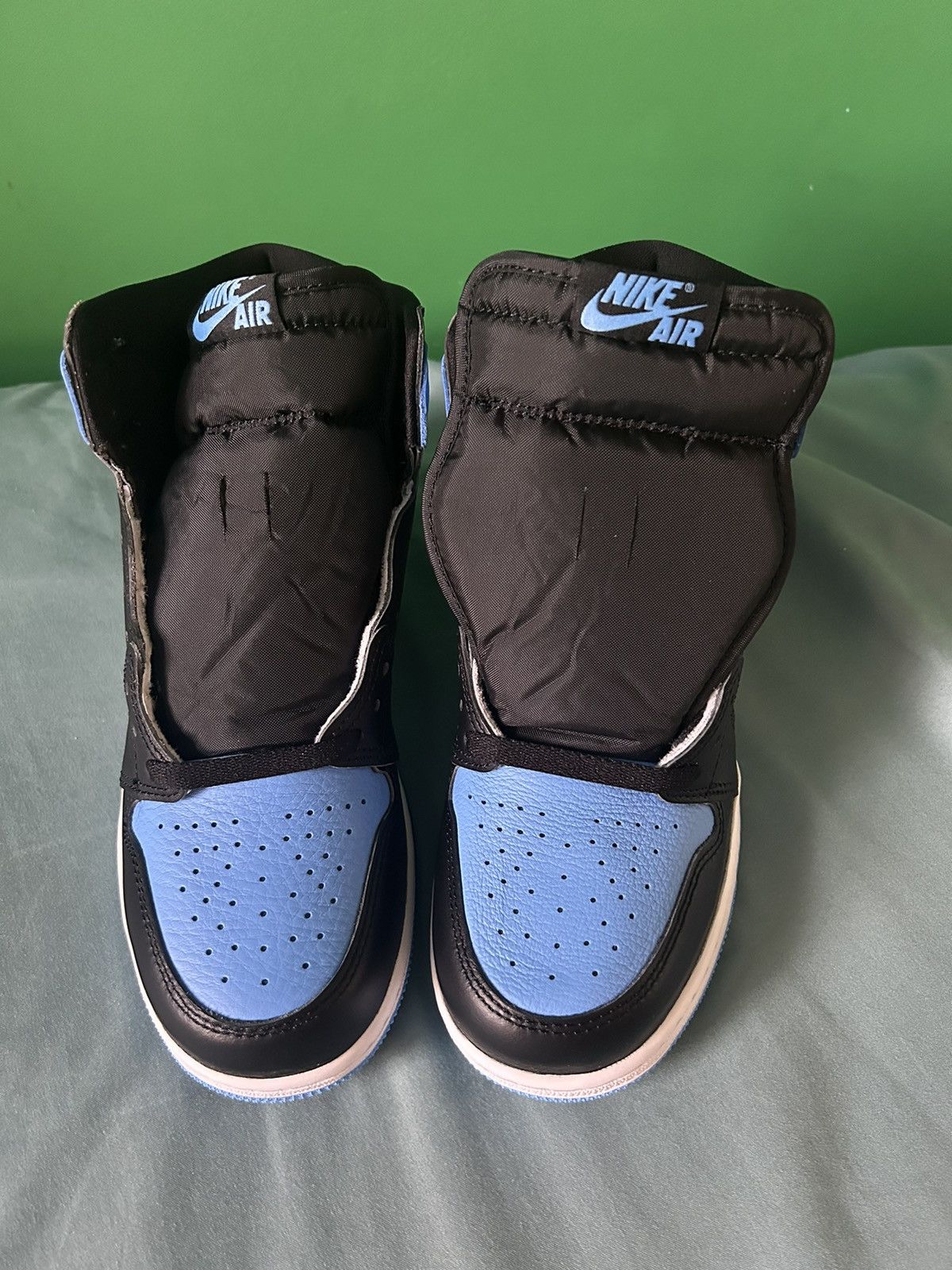 Jordan Brand Nike Air Jordan 1 High UNC Toe 2023 Size US 7 / EU 40 - 6 Thumbnail