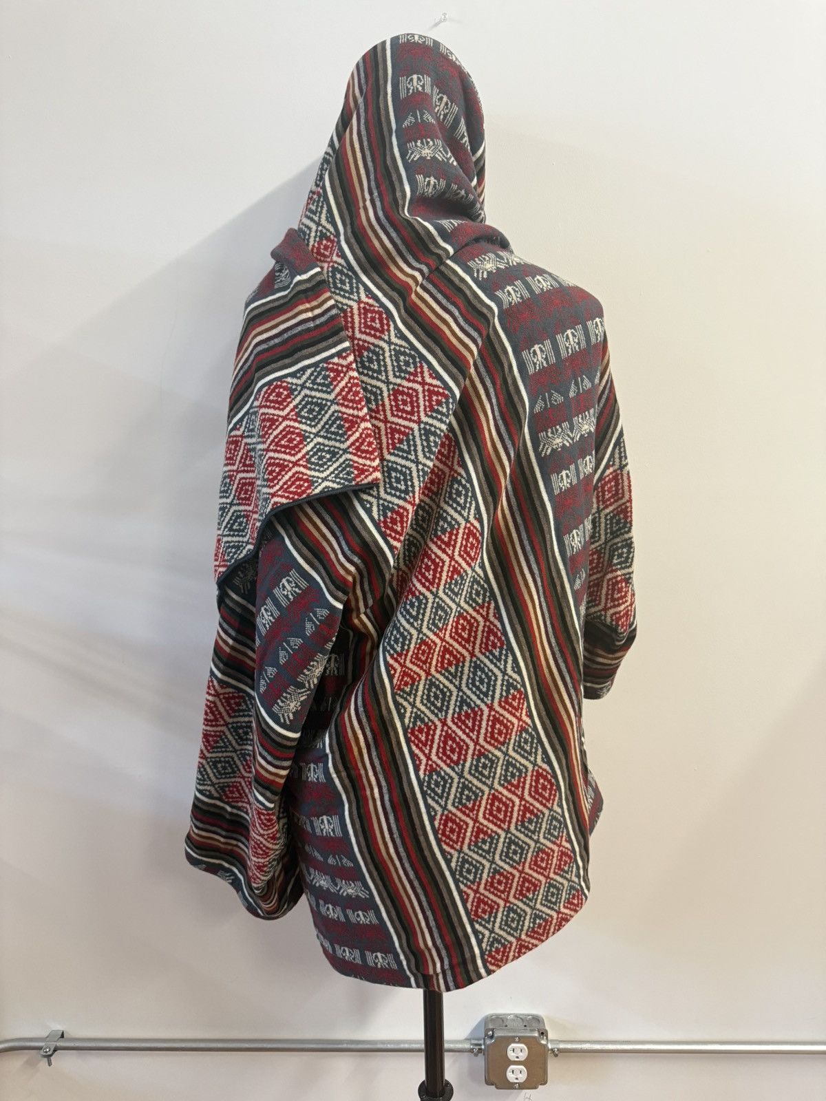 Alexander McQueen Alexander McQueen Lee-Era 100% Wool Jacquard Hooded Poncho Size US M / EU 48-50 / 2 - 8 Thumbnail