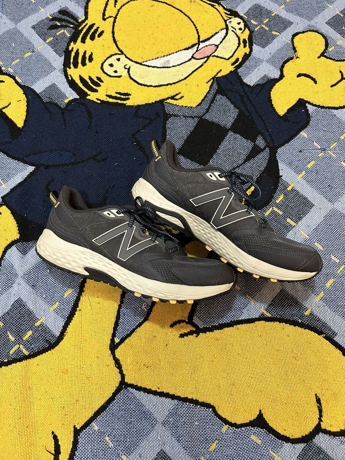 New balance 660 yellow on sale