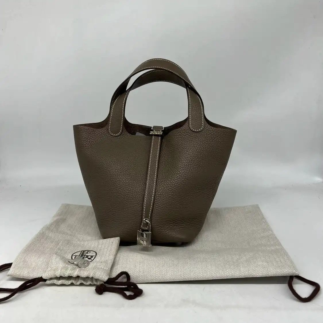 Hermes Hermes Picotin Lock 18 Etain Clemence cowhide leather picotin handbag silver har Size ONE SIZE - 1 Thumbnail