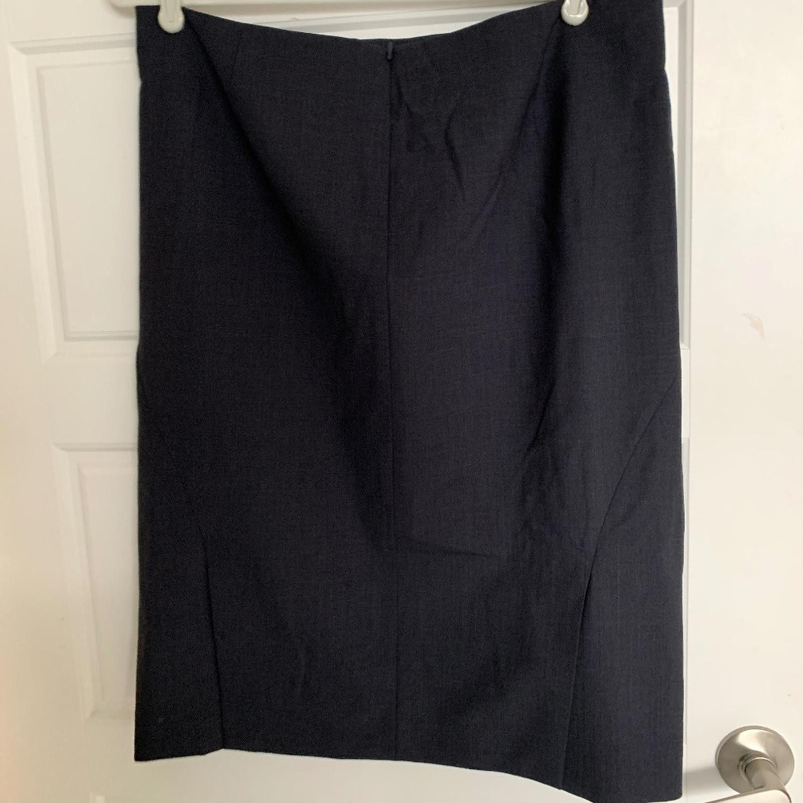 Theory Theory fully Lined Black Pencil Skirt Size 34" / US 12 / IT 48 - 1 Thumbnail