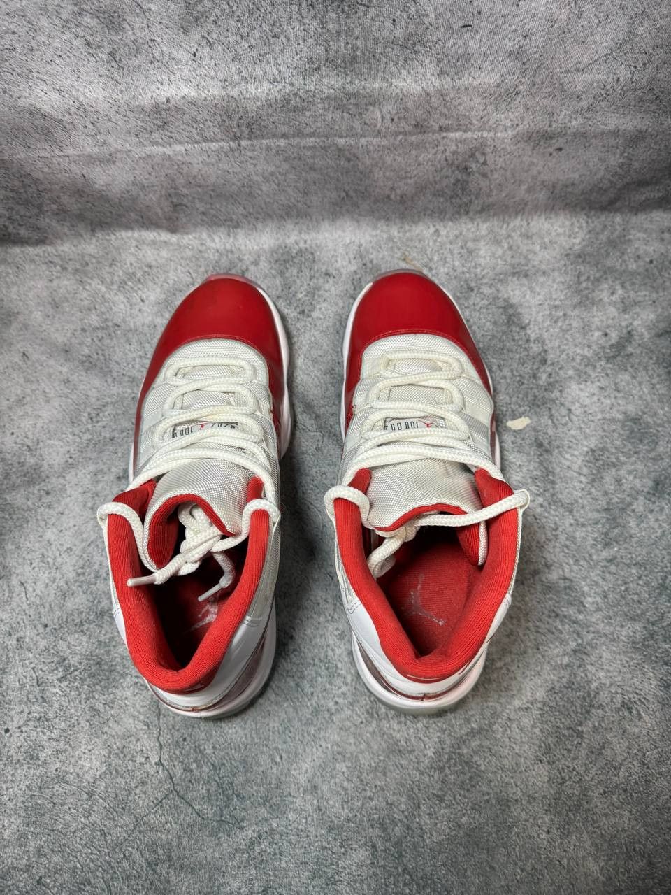 Jordan Brand Size 10 | Jordan 11 Cherry No Box | Pre-Owned Size US 10 / EU 43 - 4 Thumbnail