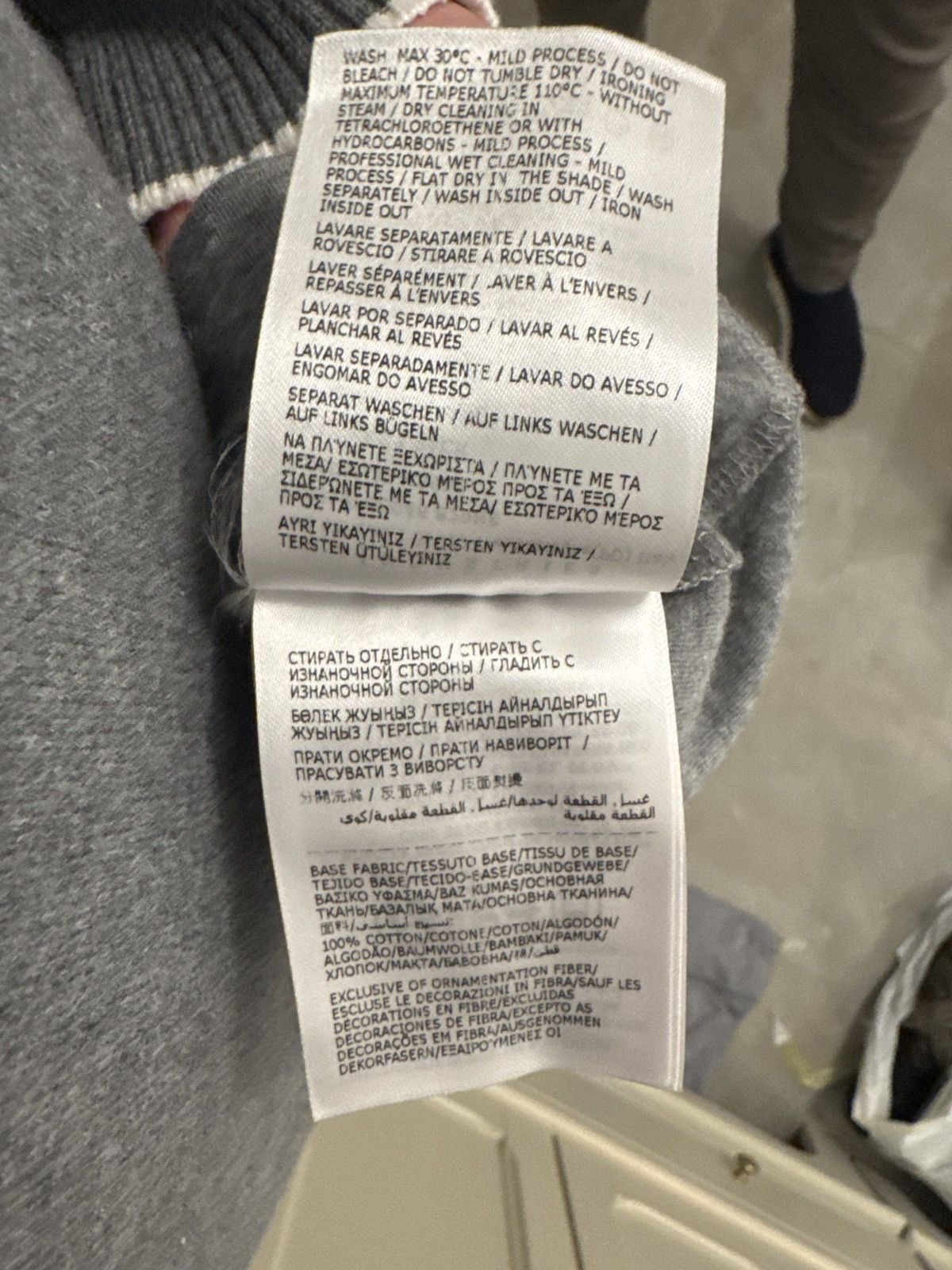 Moncler Grey T-shirt Size US XXL / EU 58 / 5 - 8 Thumbnail