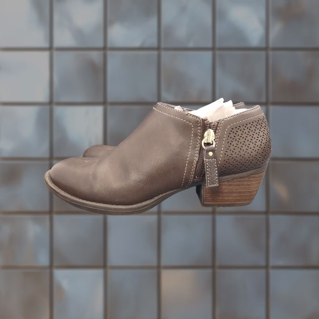 Vintage Dr Scholl's Womens Bootie Brown Ankle Boots 9M Leather Low Heel Zip Comfort Casual Womens Size US 9 / IT 39 - 1 Thumbnail