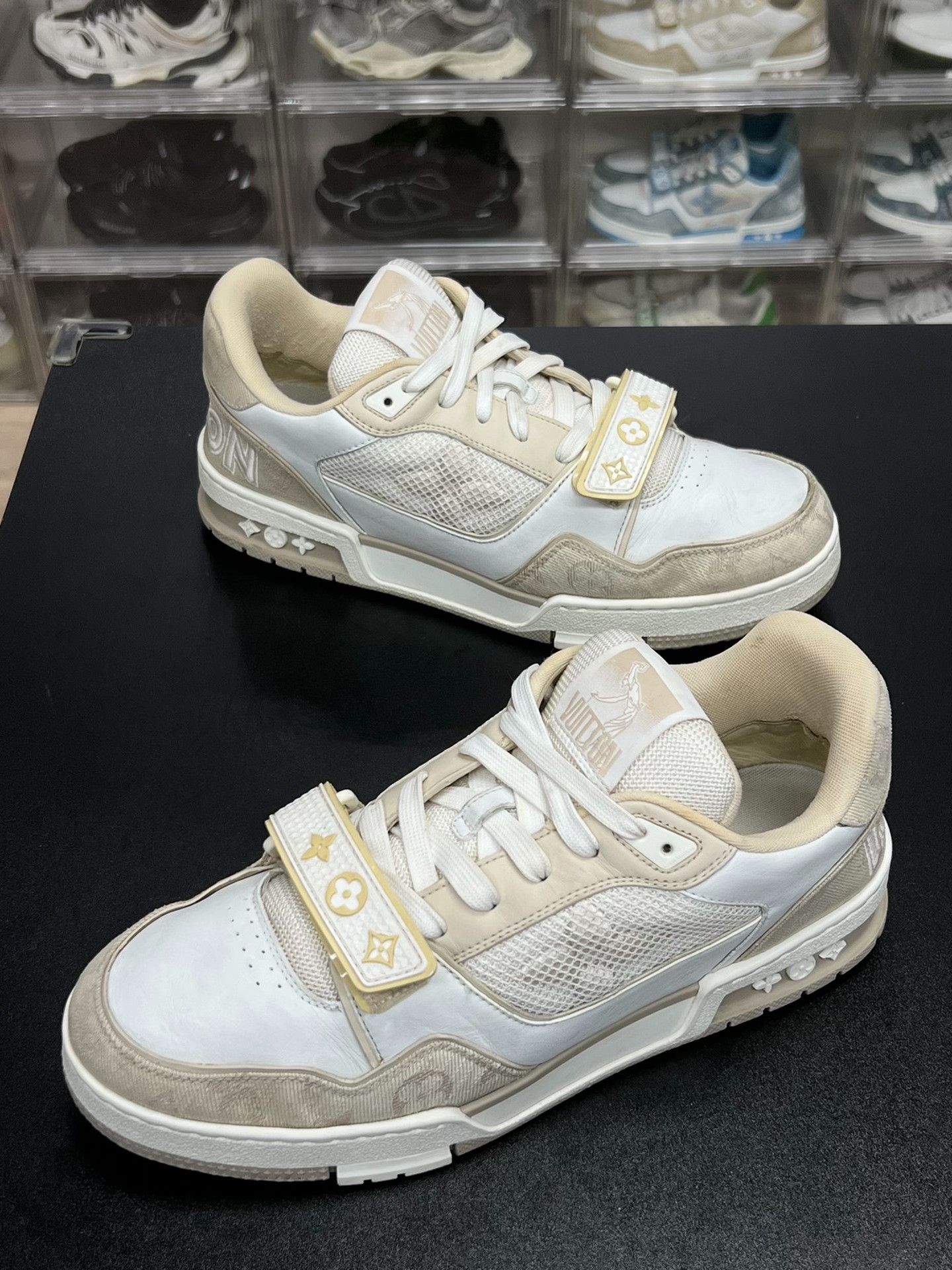 Louis Vuitton Louis Vuitton Training Beige Lowtop Sneakers 8 Men Size US 8 / EU 41 - 1 Thumbnail