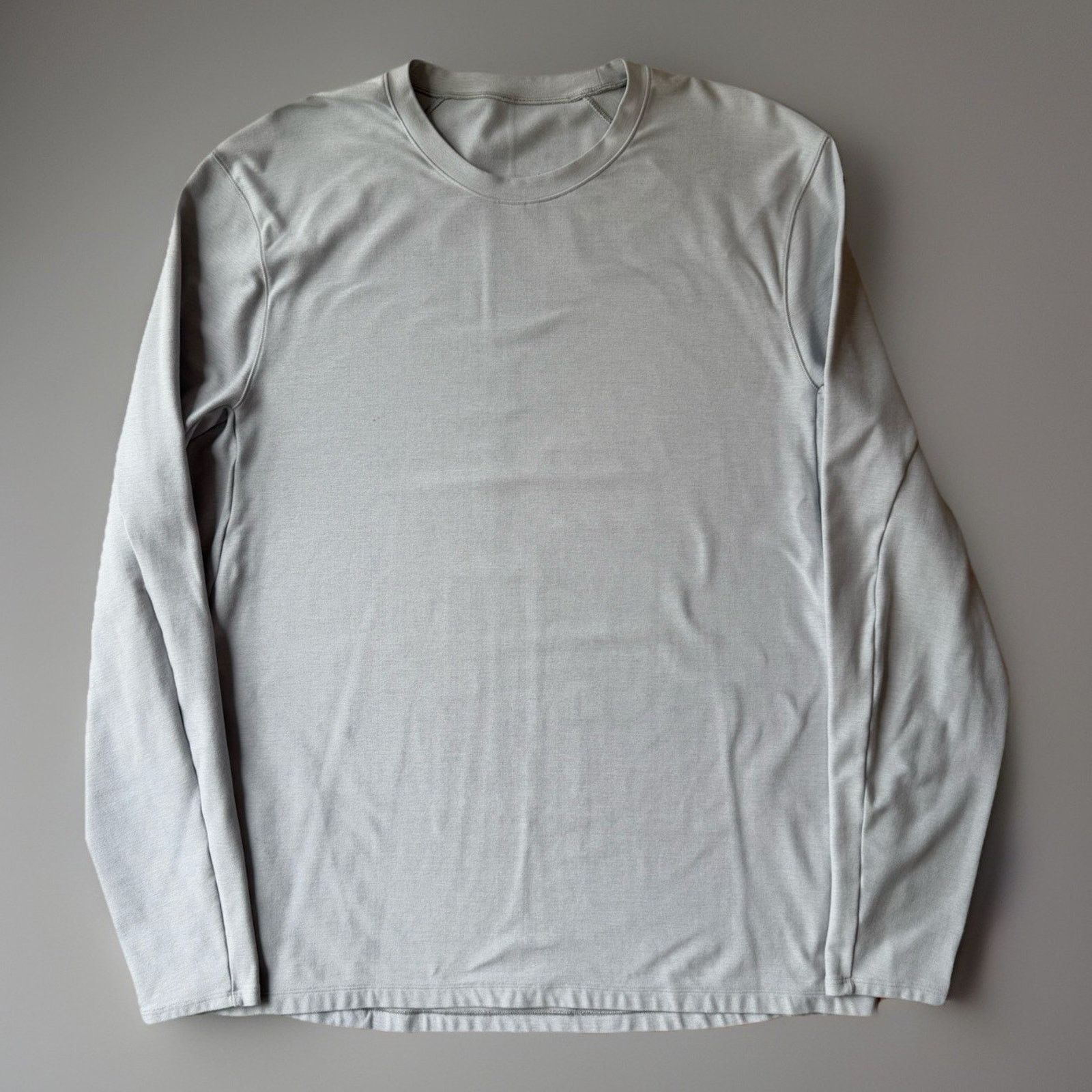Lululemon Lululemon Surge Warm Sweatshirt Gray Long Sleeve Athleisure Size US M / EU 48-50 / 2 - 1 Thumbnail