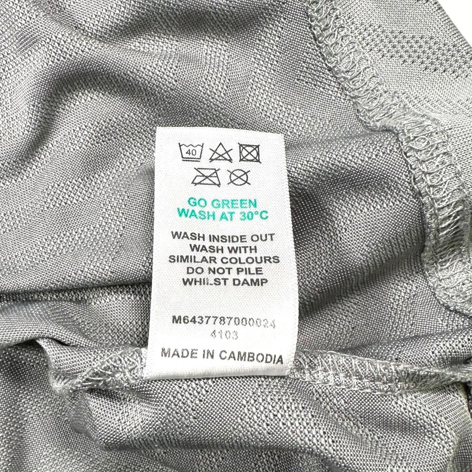 Other Soulux T-Shirt Men's UK Size M Grey Geometric Pattern Size US M / EU 48-50 / 2 - 11 Thumbnail