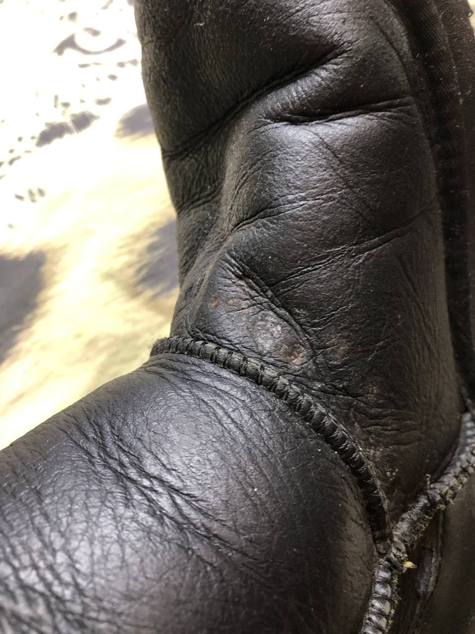 Ugg UGG Classic Short Leather boots. Size US 9 / IT 39 - 15 Thumbnail