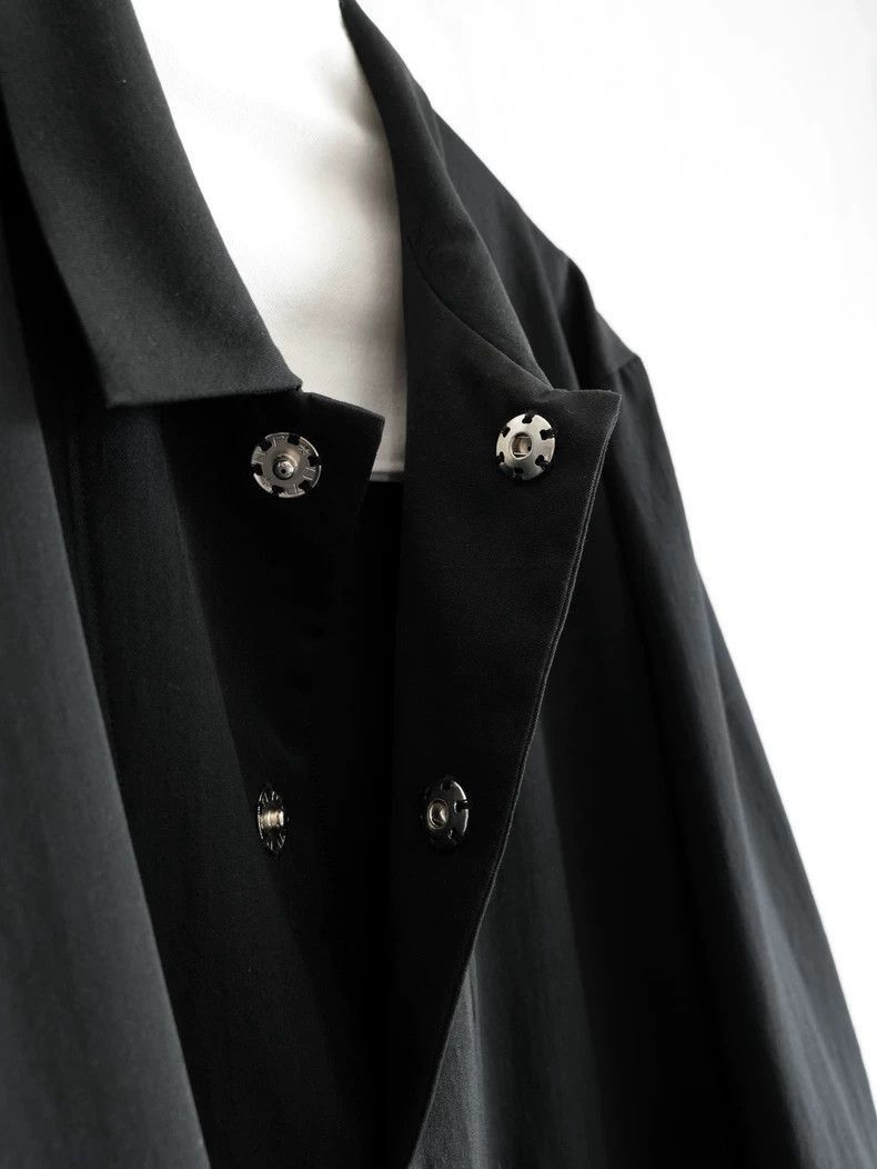 Yohji Yamamoto Yohji Yamamoto Yohji Yamamoto Wool Coat with Floral Button Size US M / EU 48-50 / 2 - 6 Thumbnail
