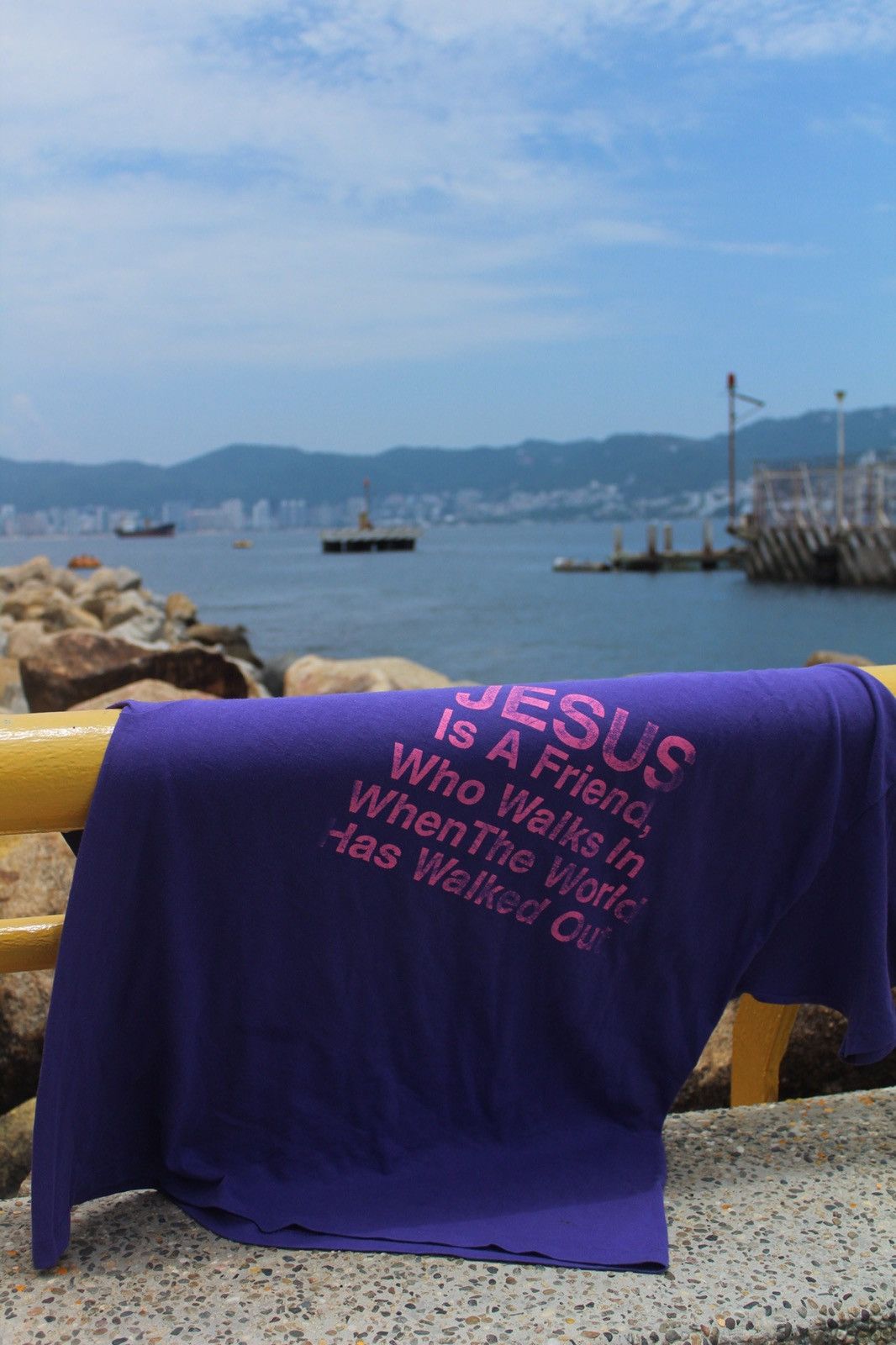 Vintage Vintage Jesus tee Size US XL / EU 56 / 4 - 1 Thumbnail